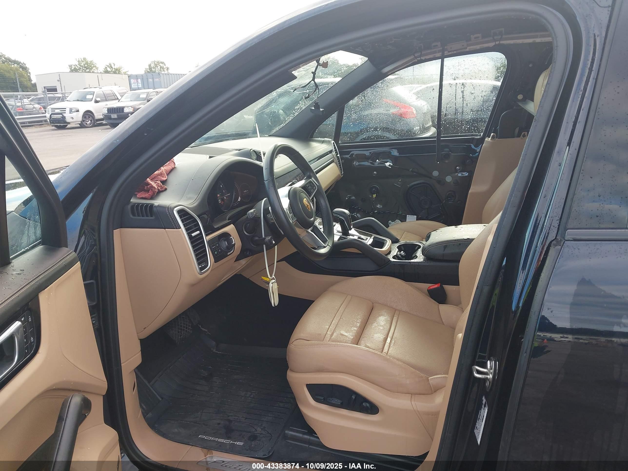 PORSCHE CAYENNE image 5