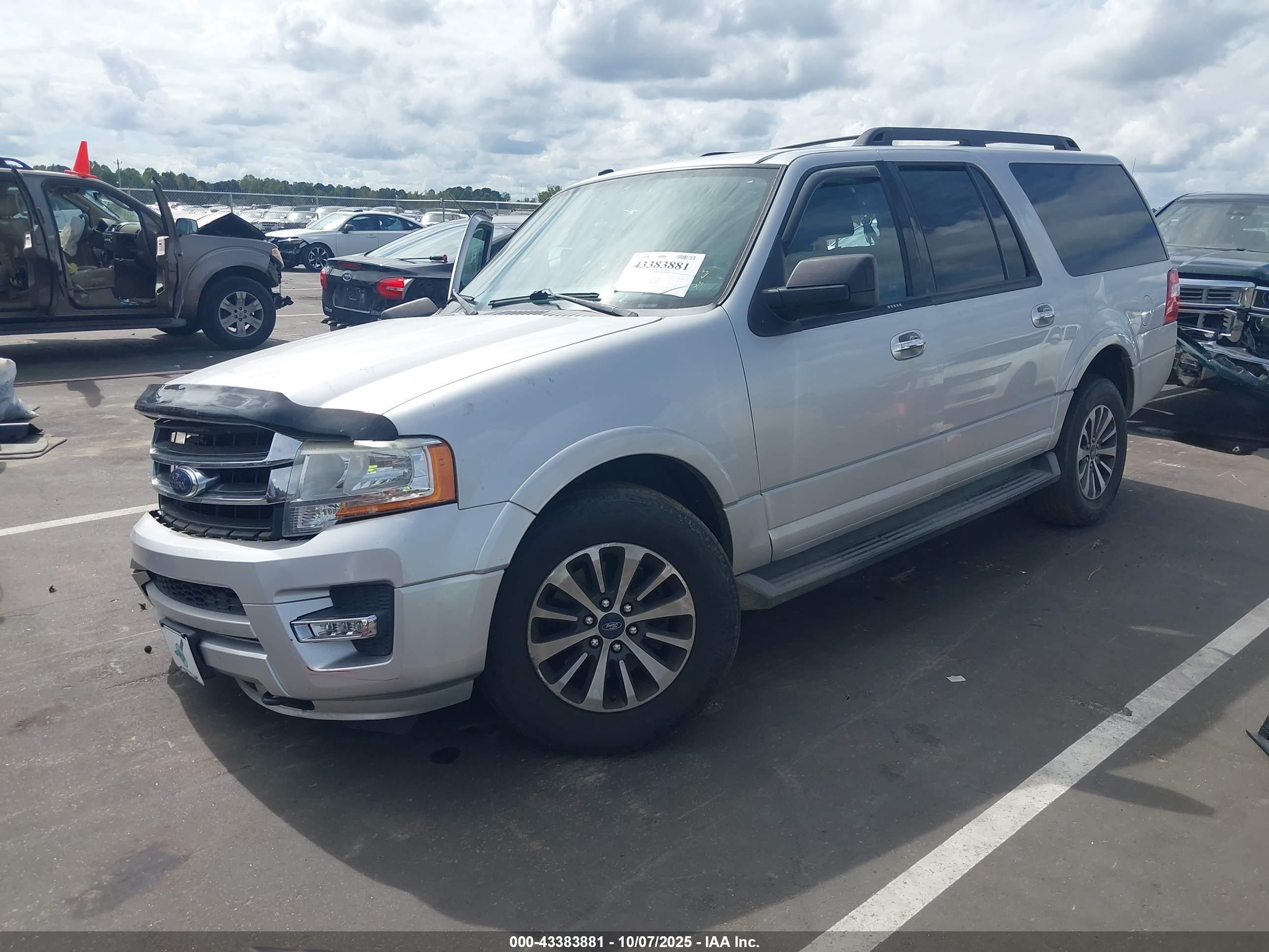 FORD EXPEDITION image 2