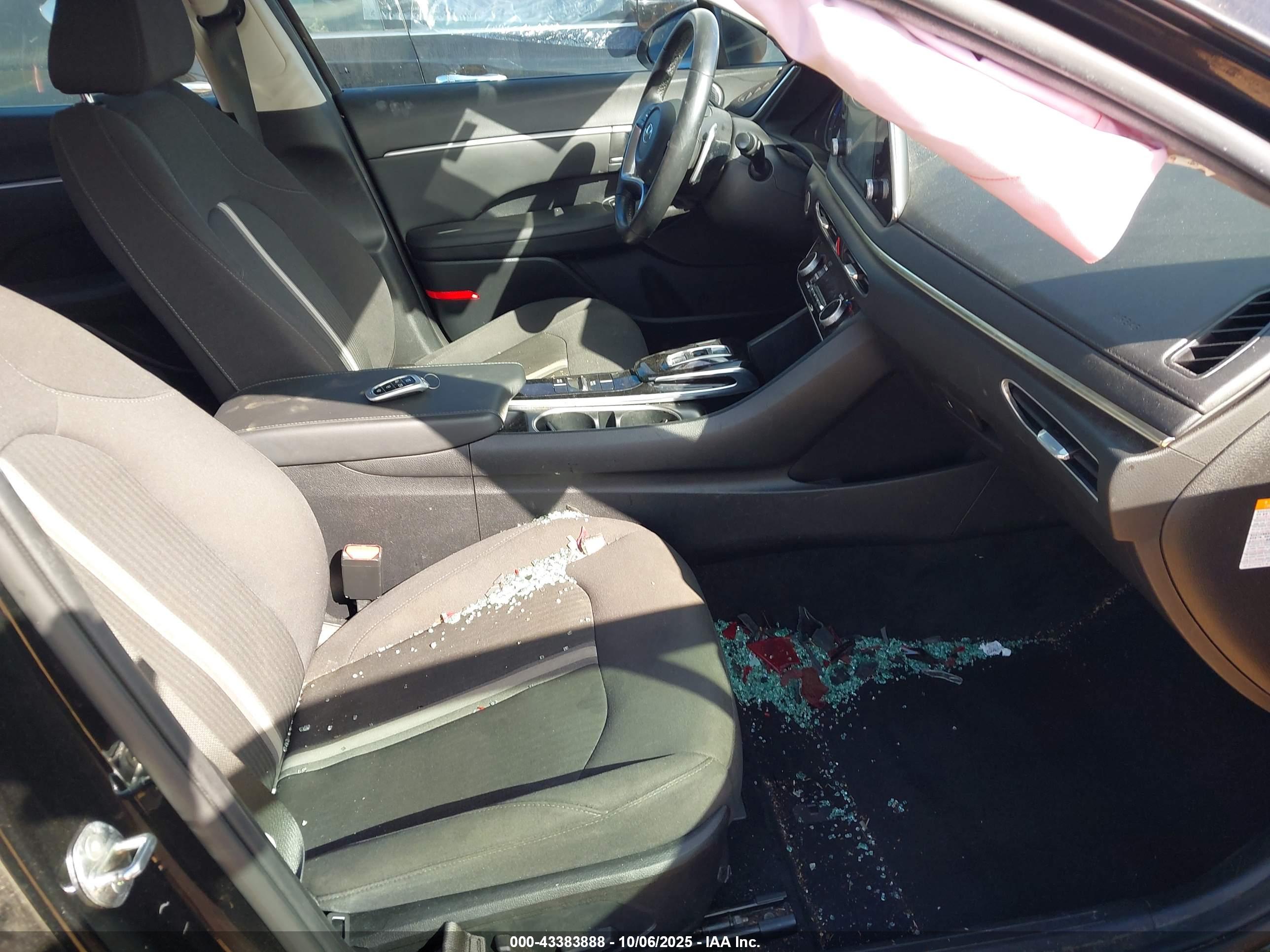 HYUNDAI SONATA image 5