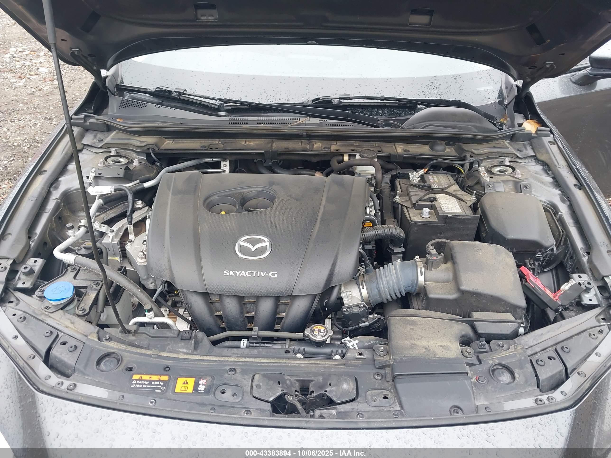 MAZDA MAZDA3 image 10