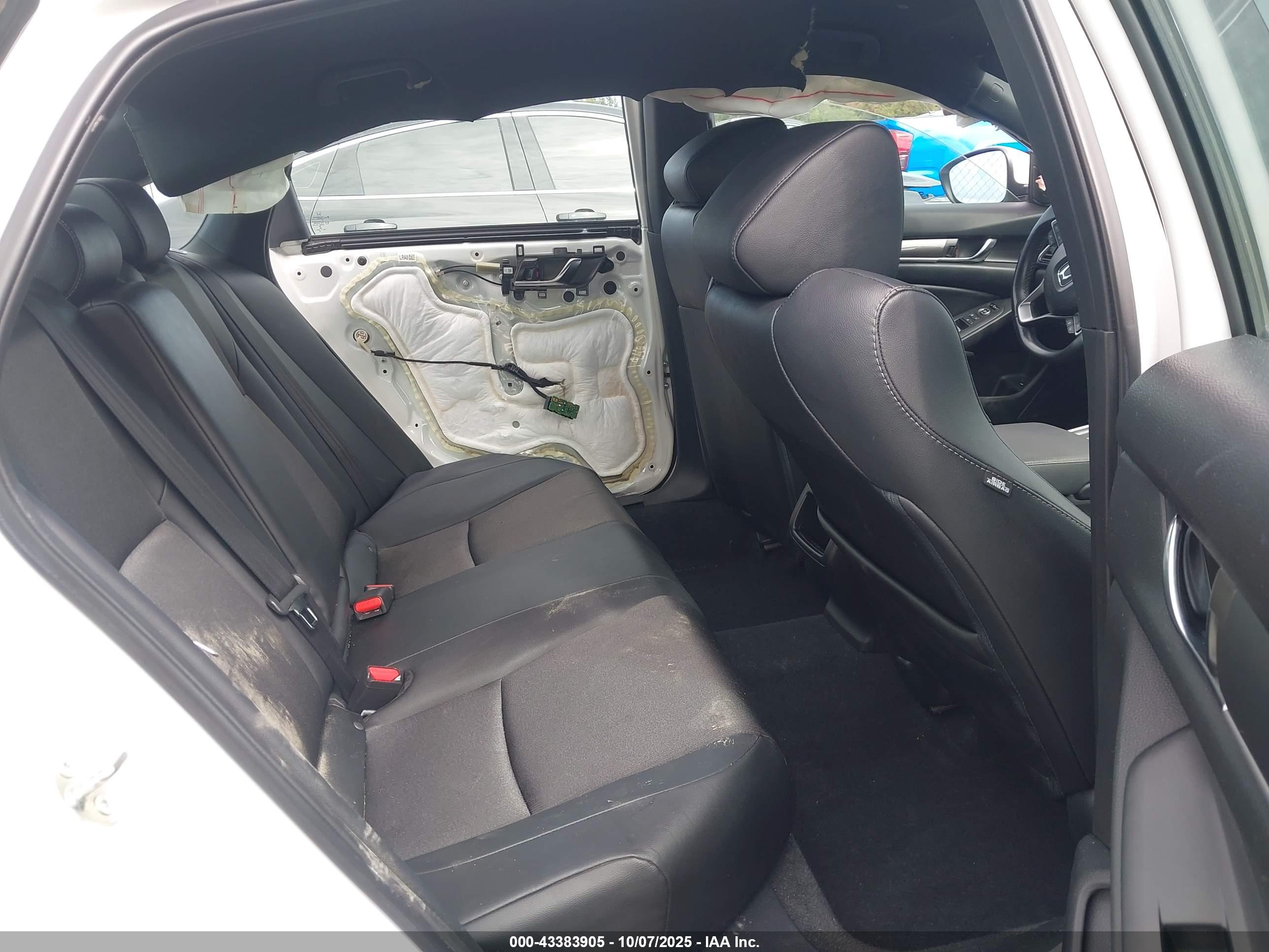 HONDA ACCORD image 8