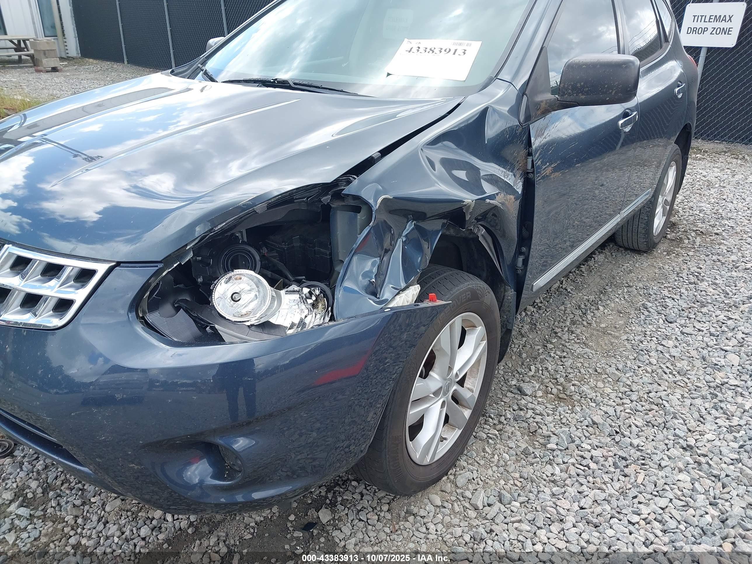 NISSAN ROGUE image 6