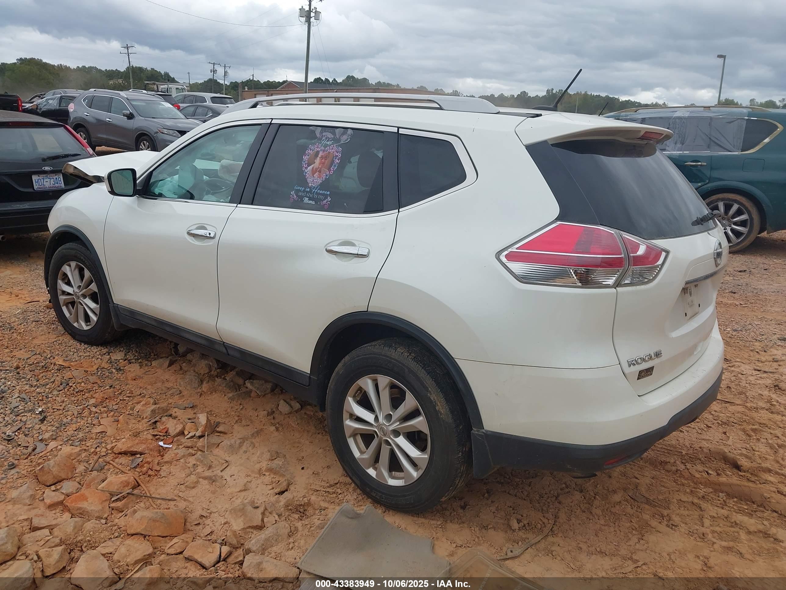 NISSAN ROGUE image 3