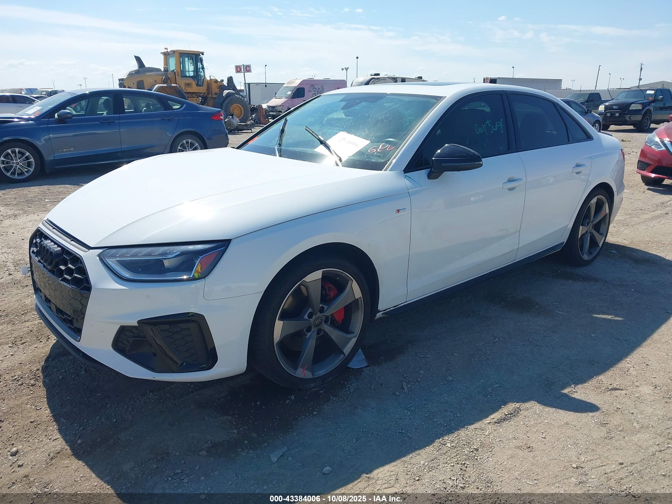 AUDI A4 image 2