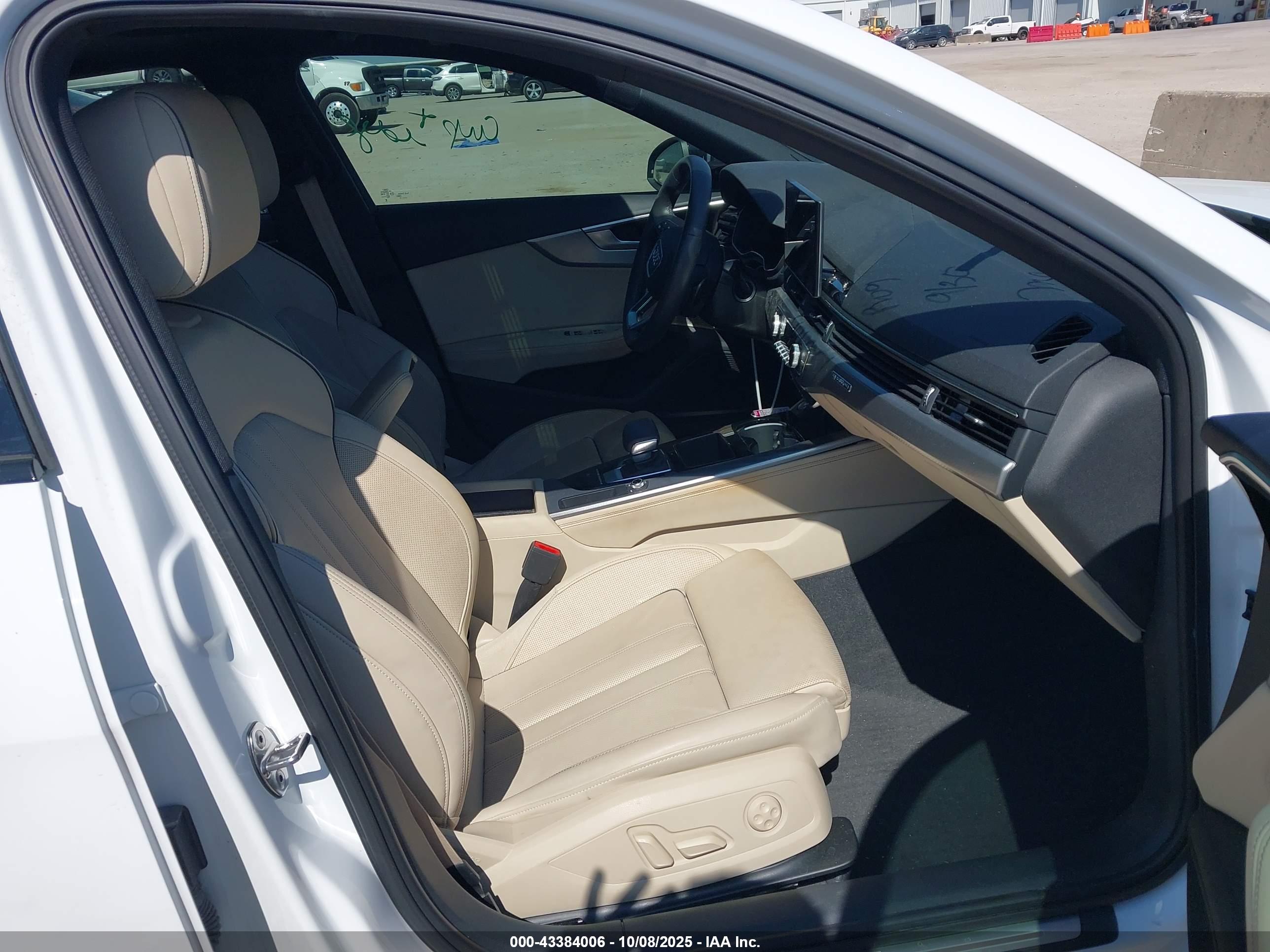 AUDI A4 image 5