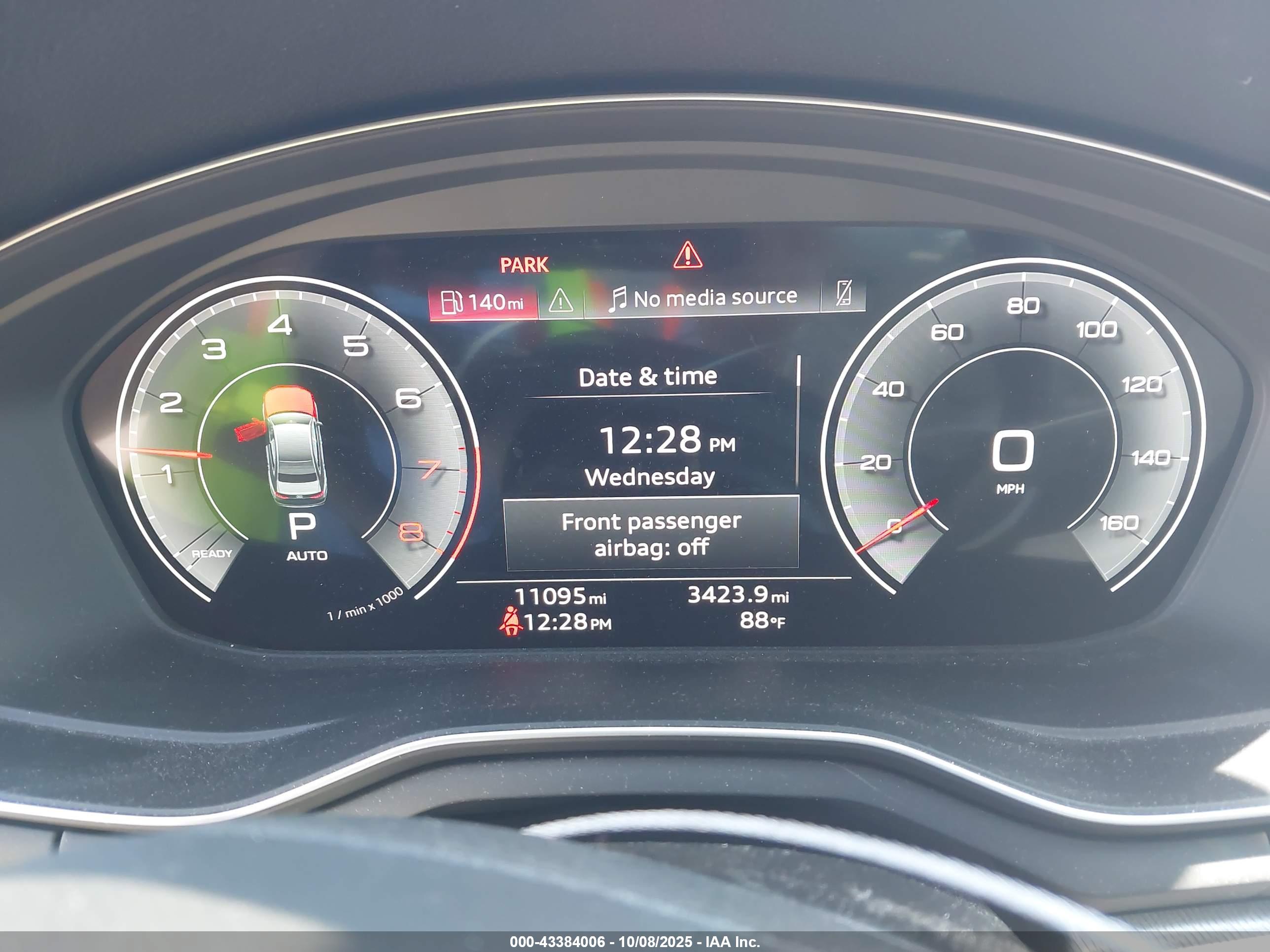 AUDI A4 image 7