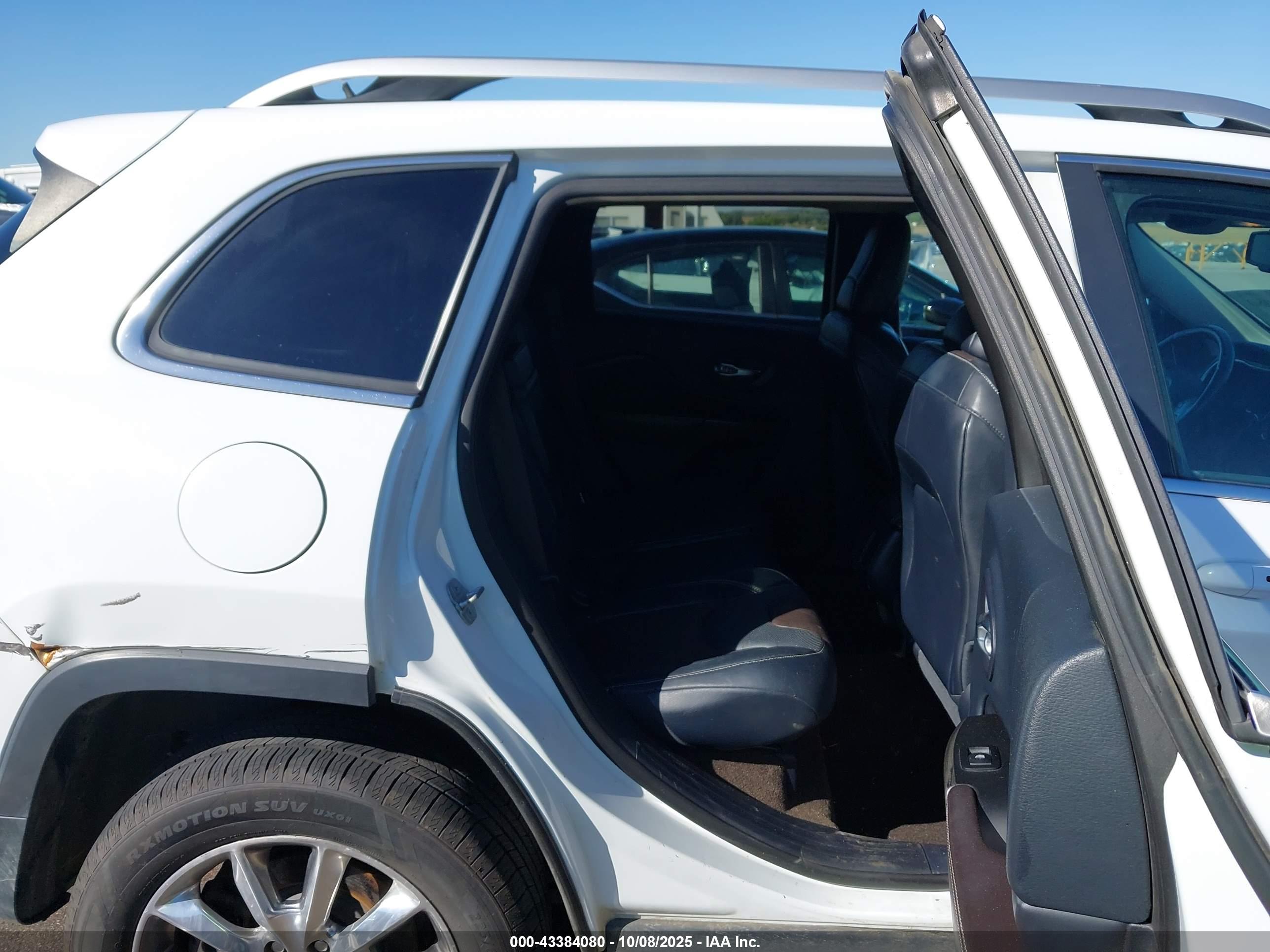 JEEP CHEROKEE image 8