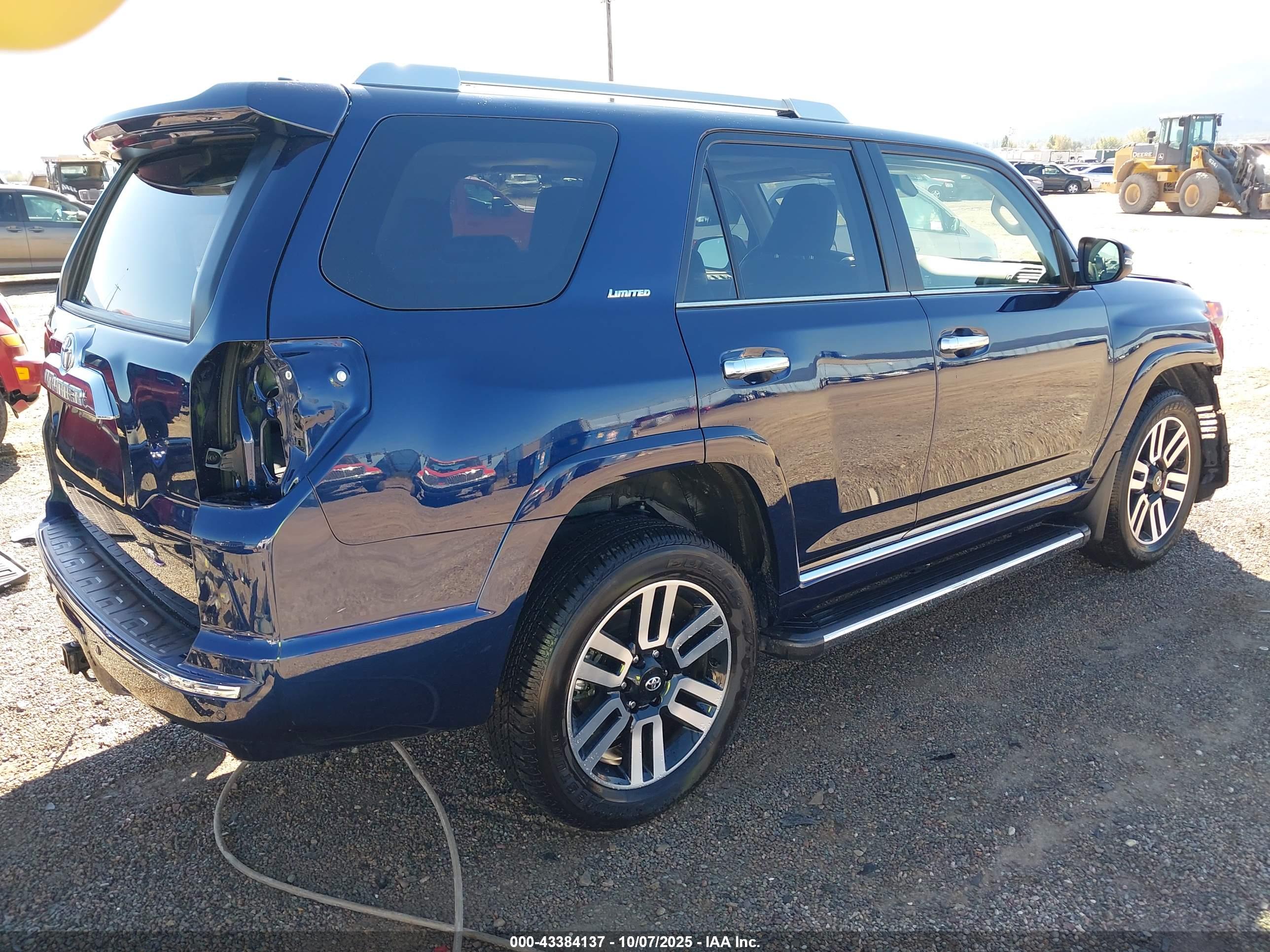 TOYOTA 4RUNNER image 4