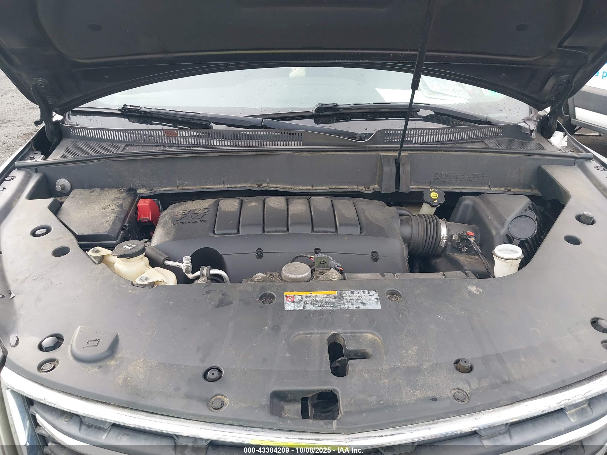 CHEVROLET TRAVERSE image 10