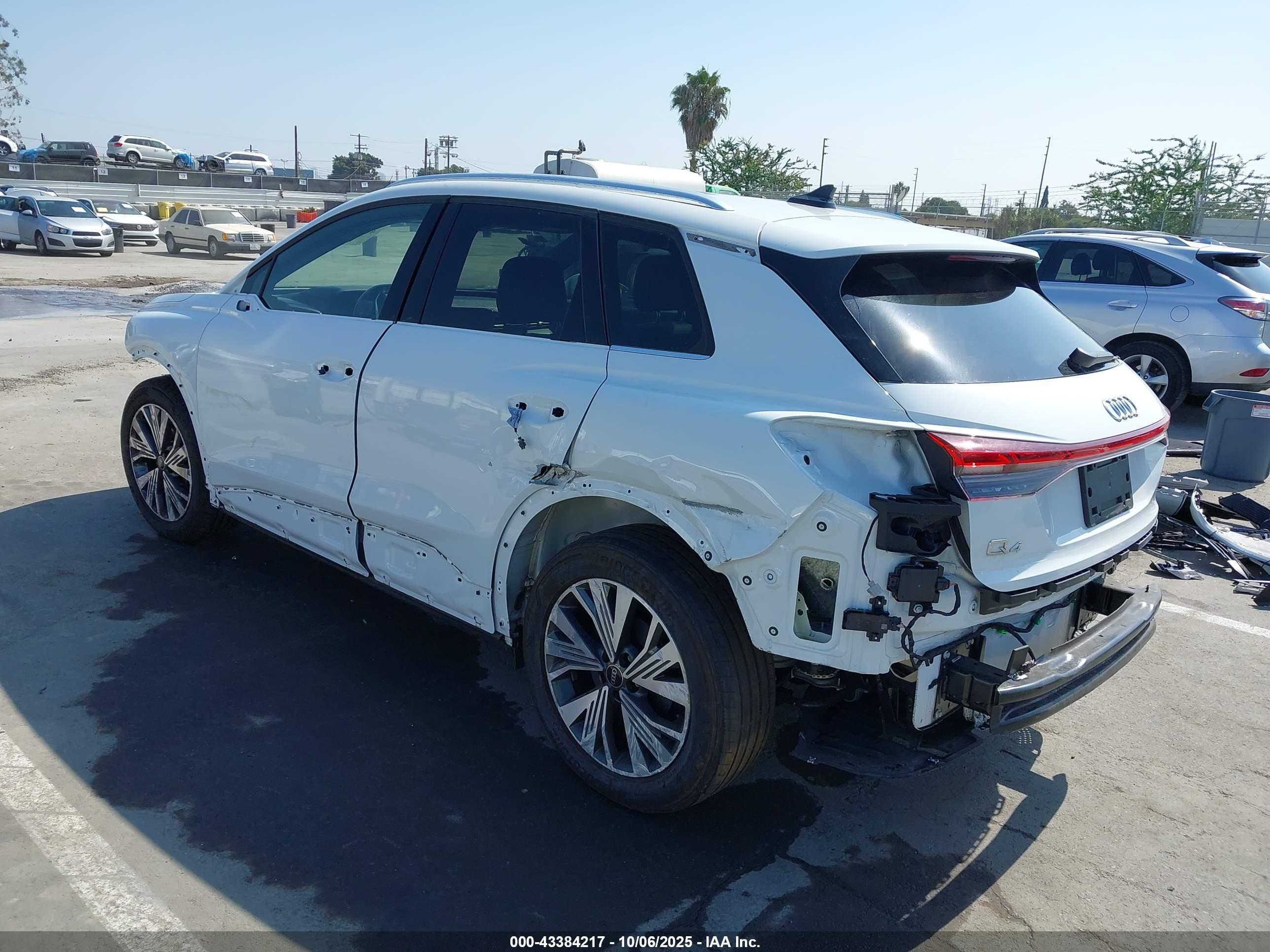 AUDI Q4 image 3