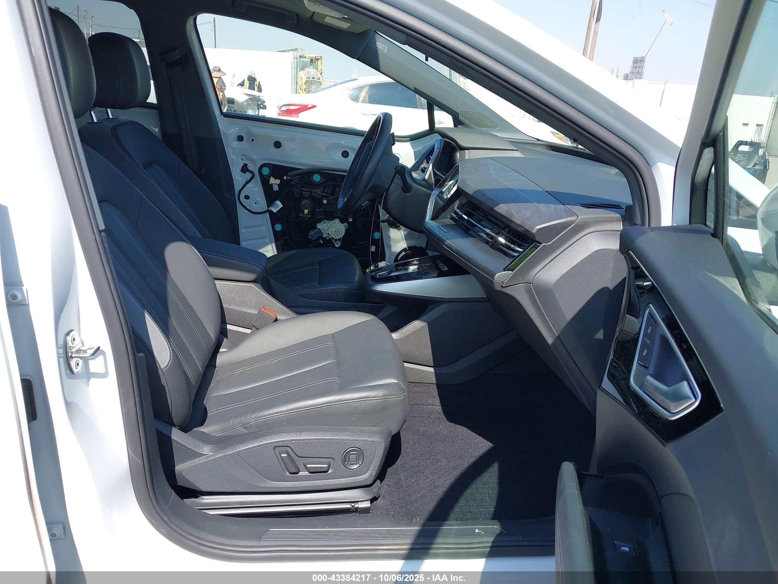 AUDI Q4 image 5