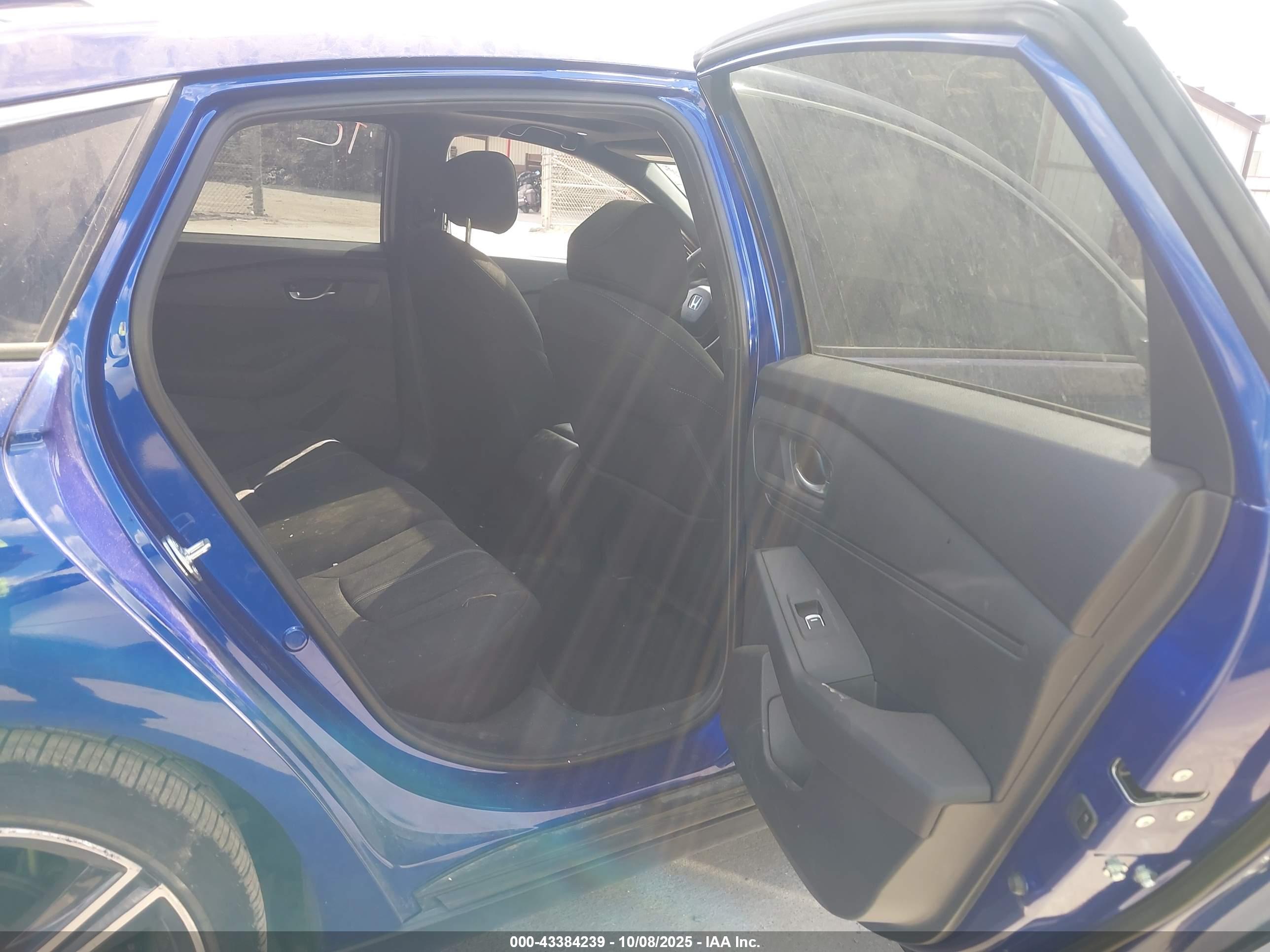 HONDA ACCORD image 8
