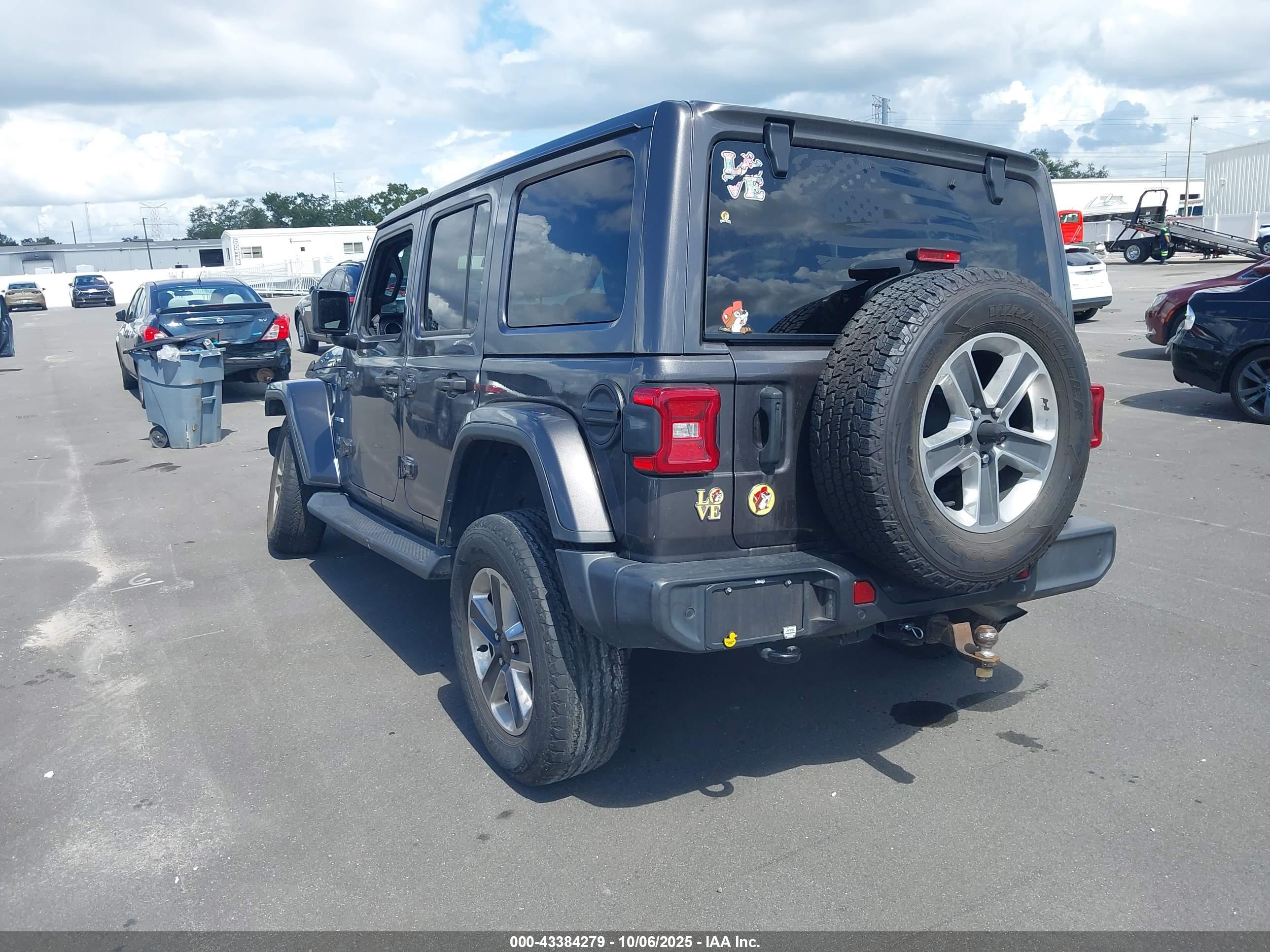 JEEP WRANGLER image 3