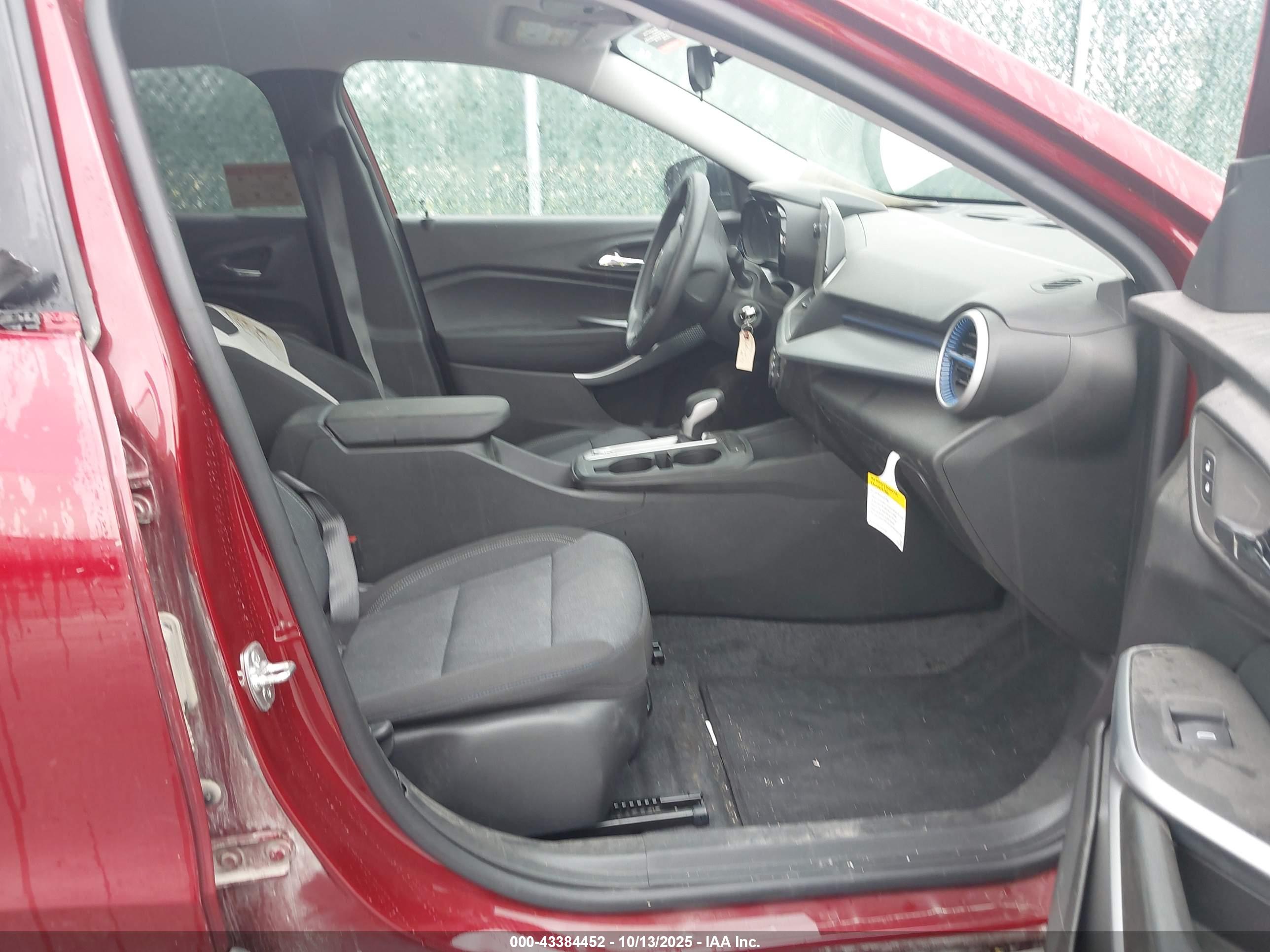 CHEVROLET TRAX image 5