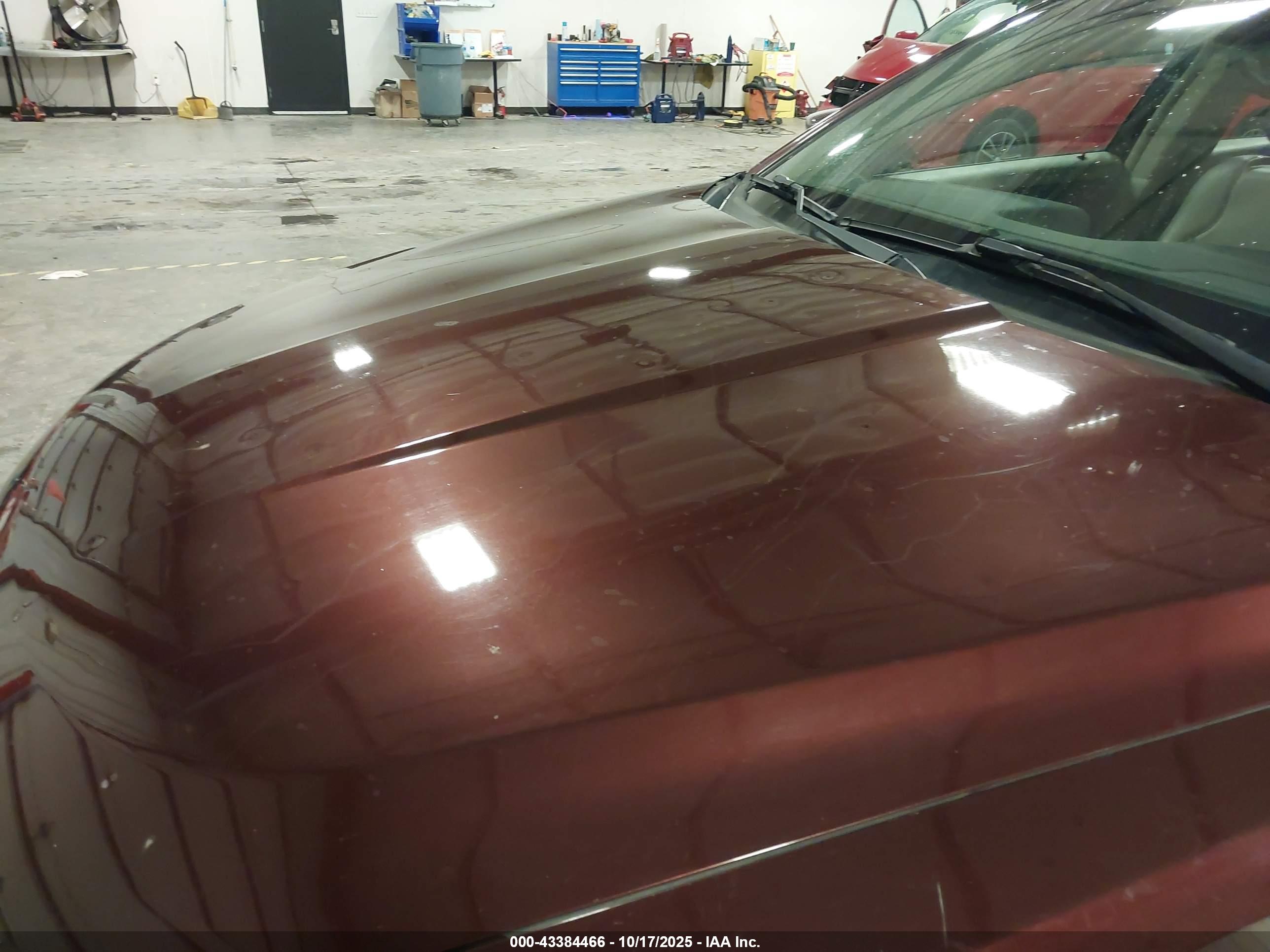 FORD TAURUS image 6