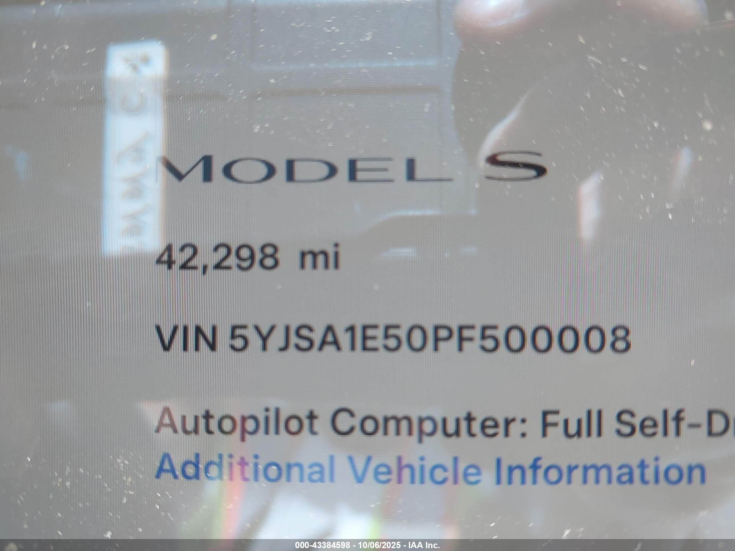 TESLA MODEL image 7
