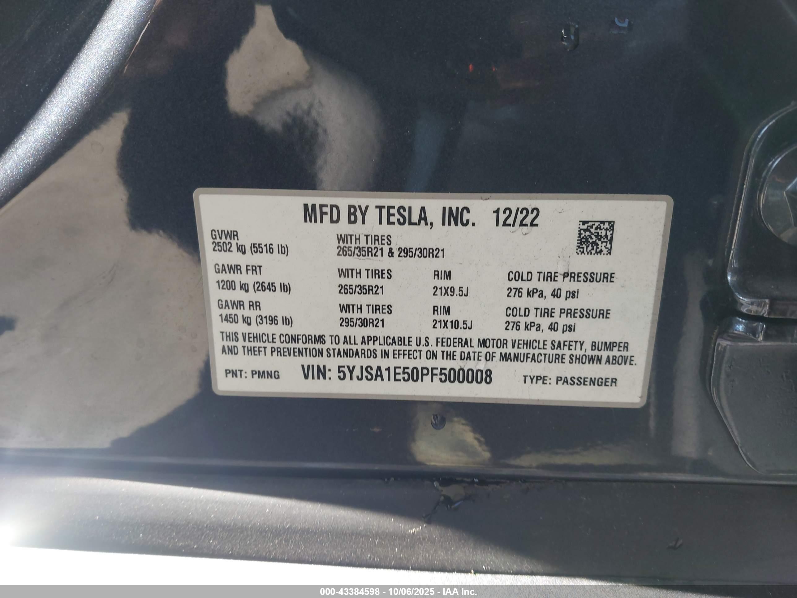 TESLA MODEL image 9