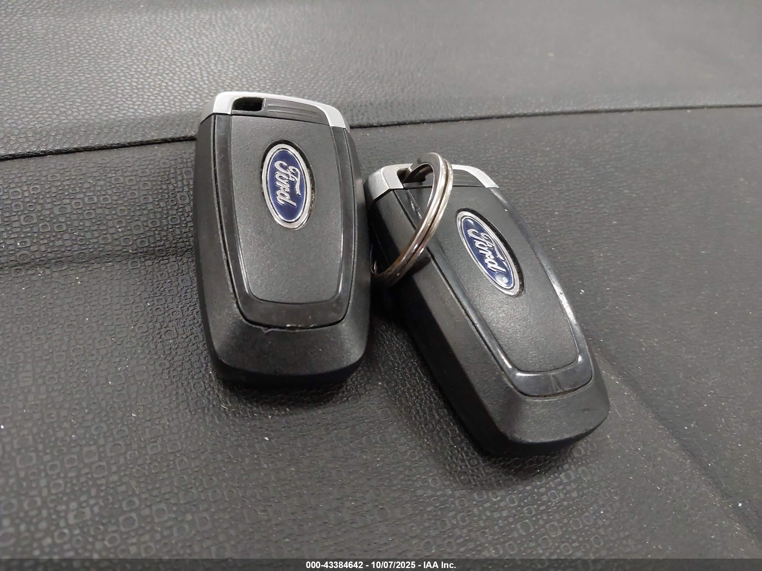 FORD ECOSPORT image 11