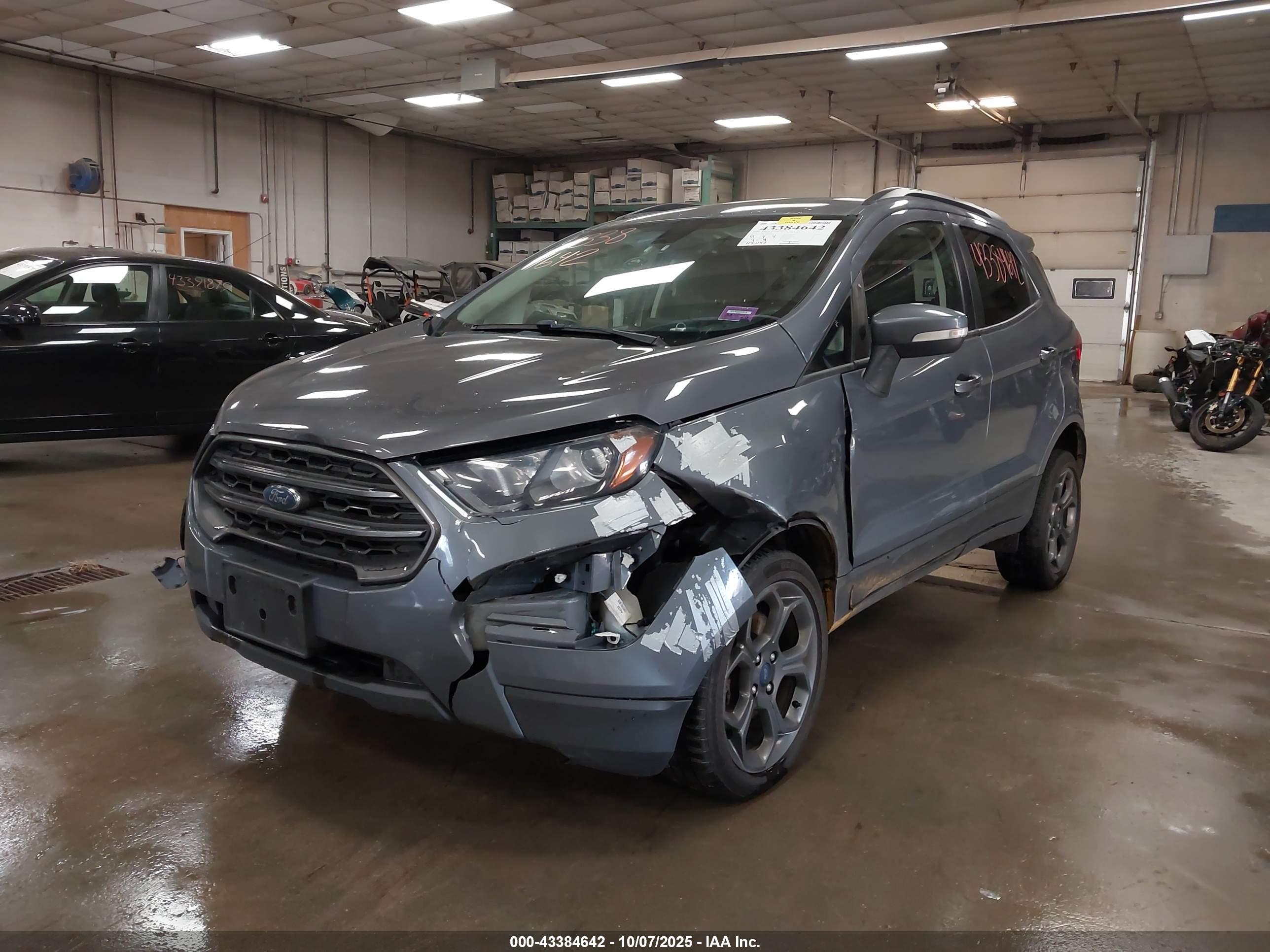 FORD ECOSPORT image 2