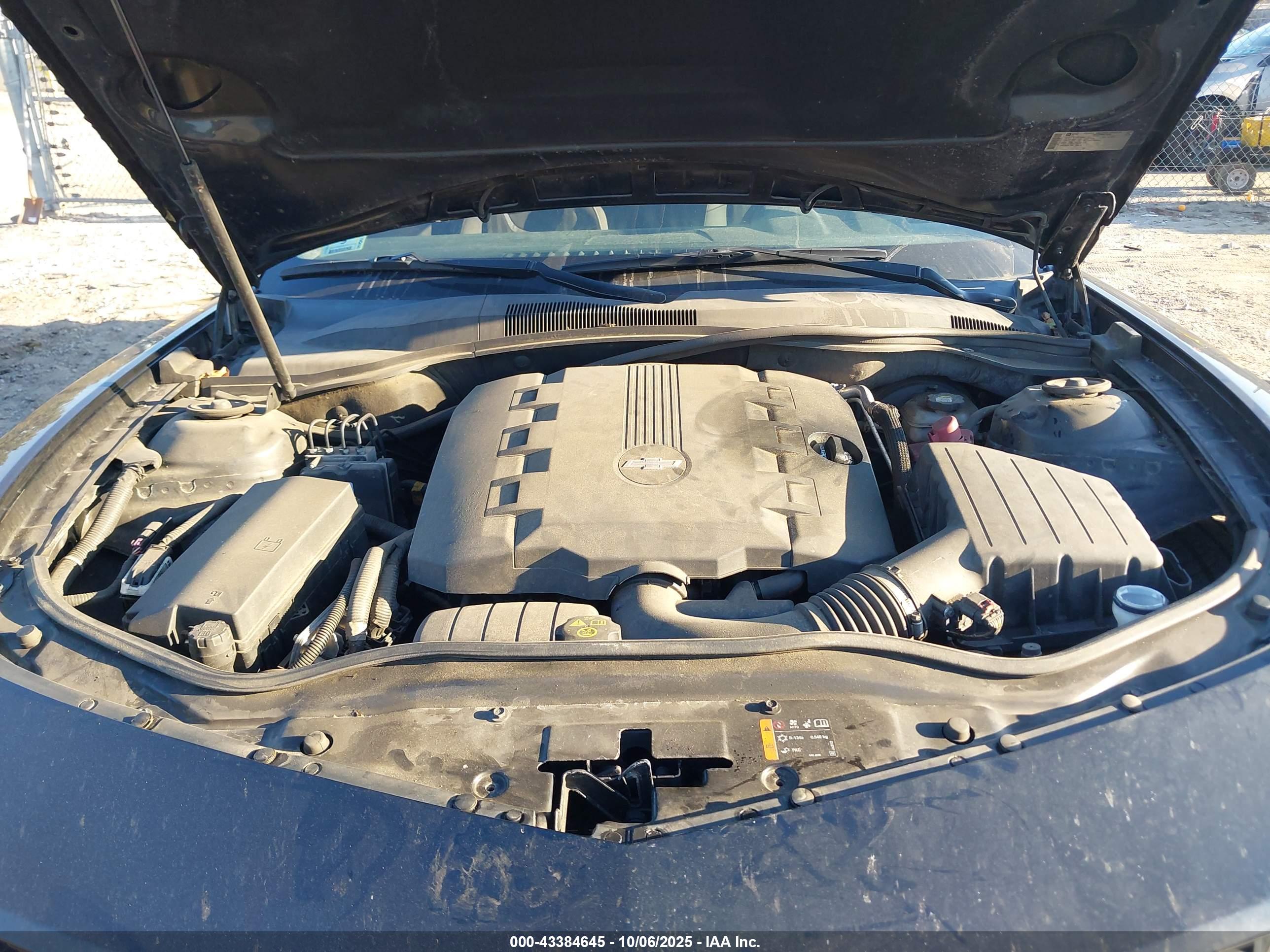 CHEVROLET CAMARO image 10