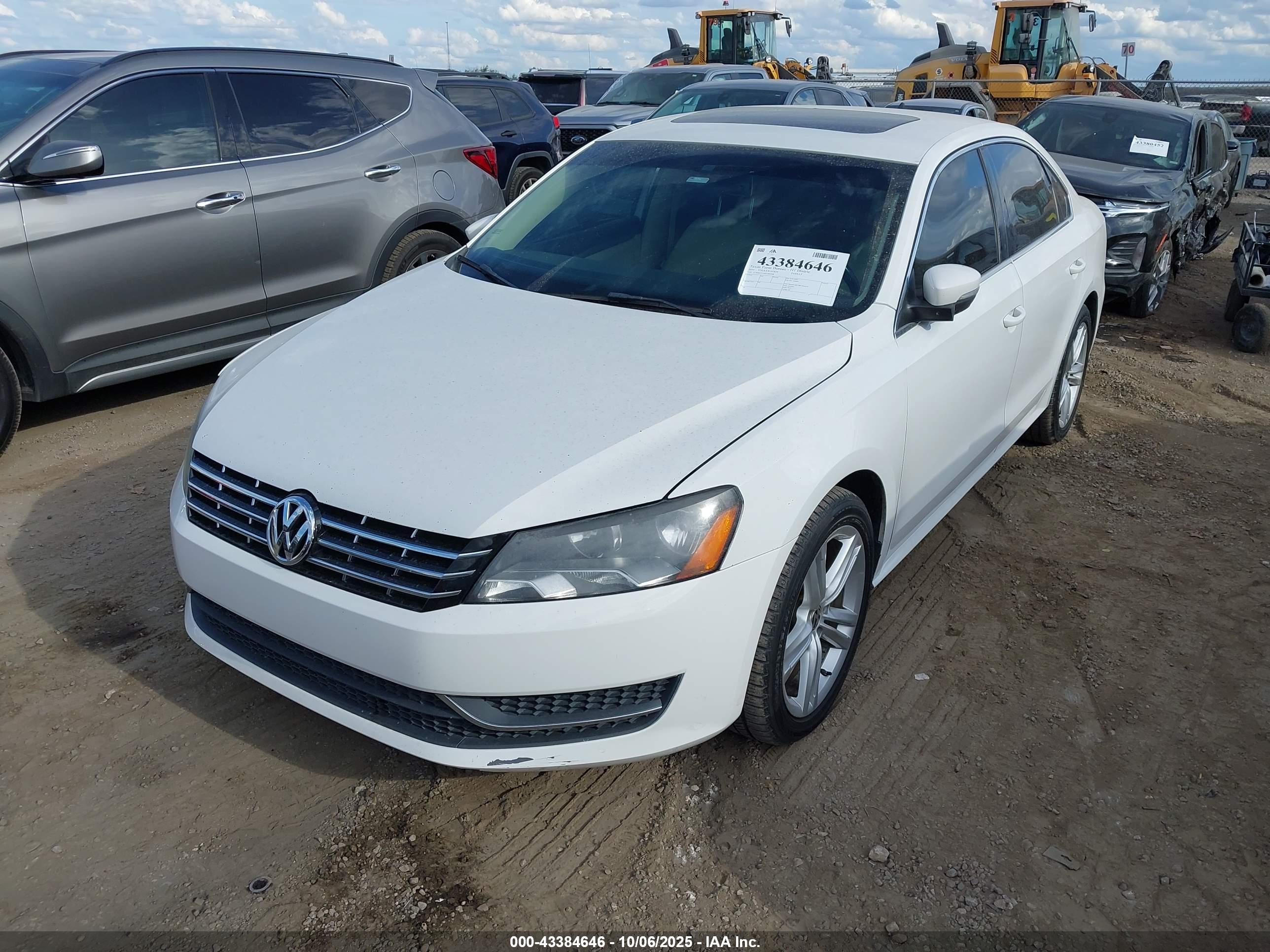 VOLKSWAGEN PASSAT image 2