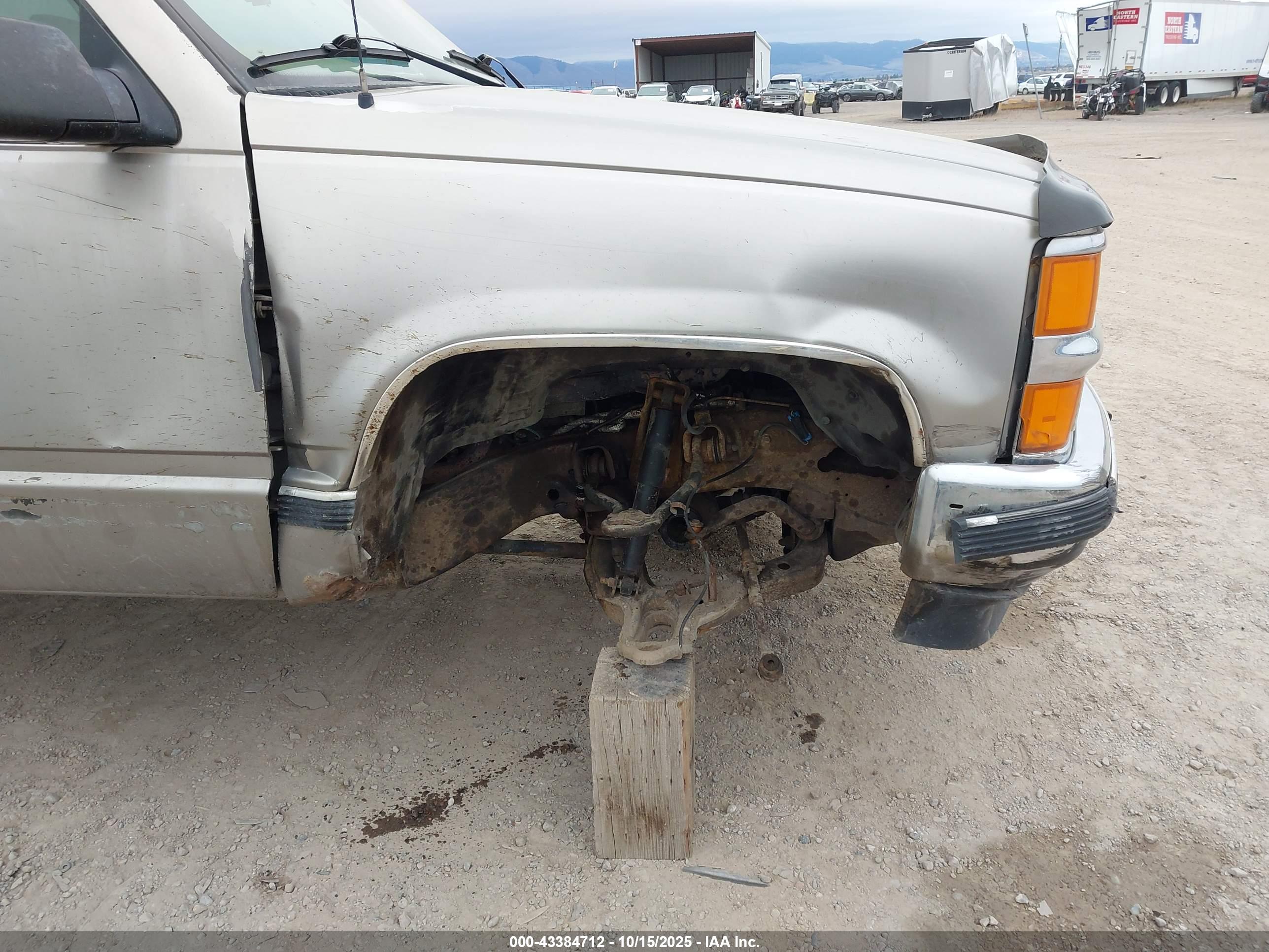 CHEVROLET K1500 image 6