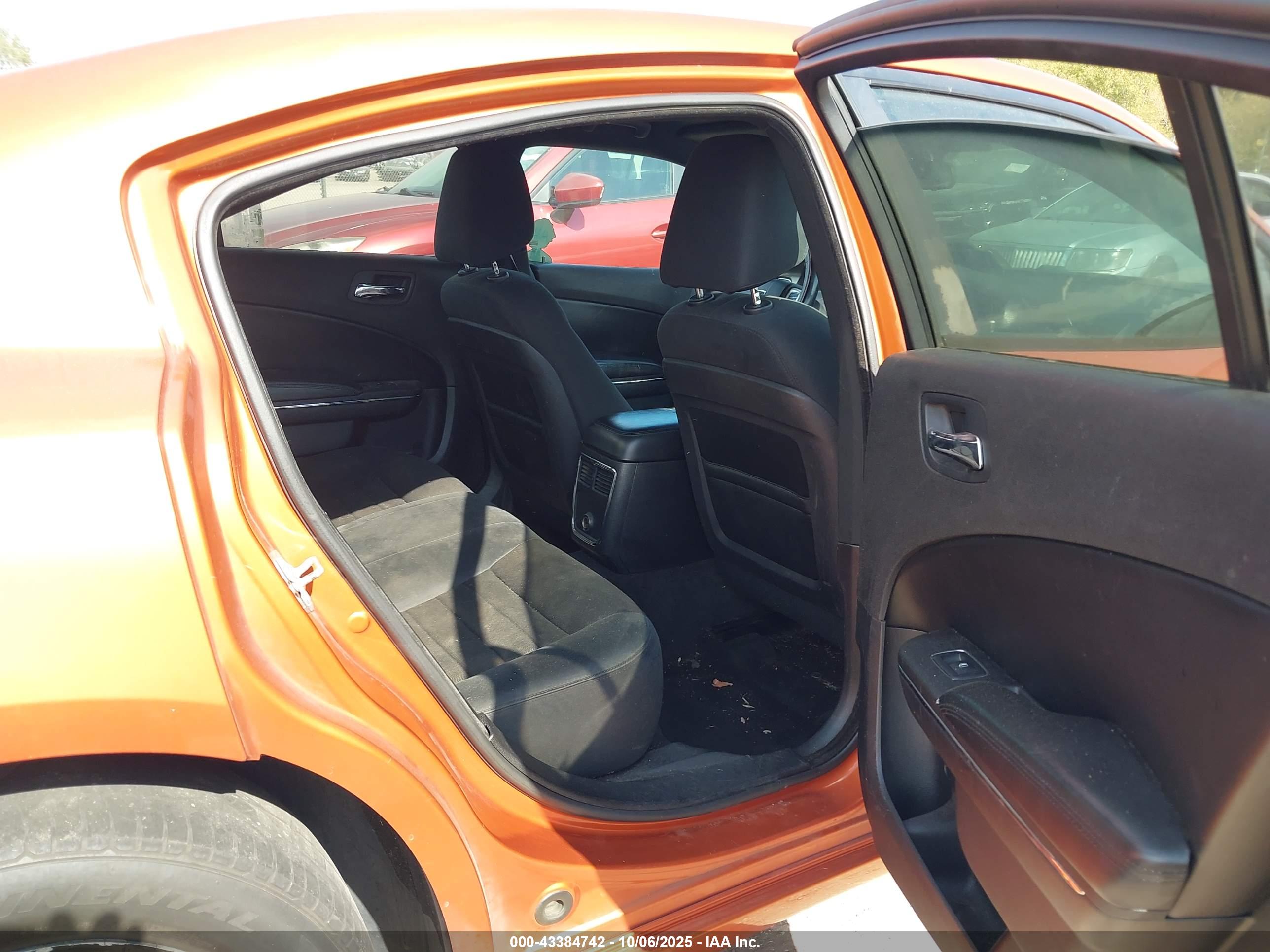 DODGE CHARGER image 8