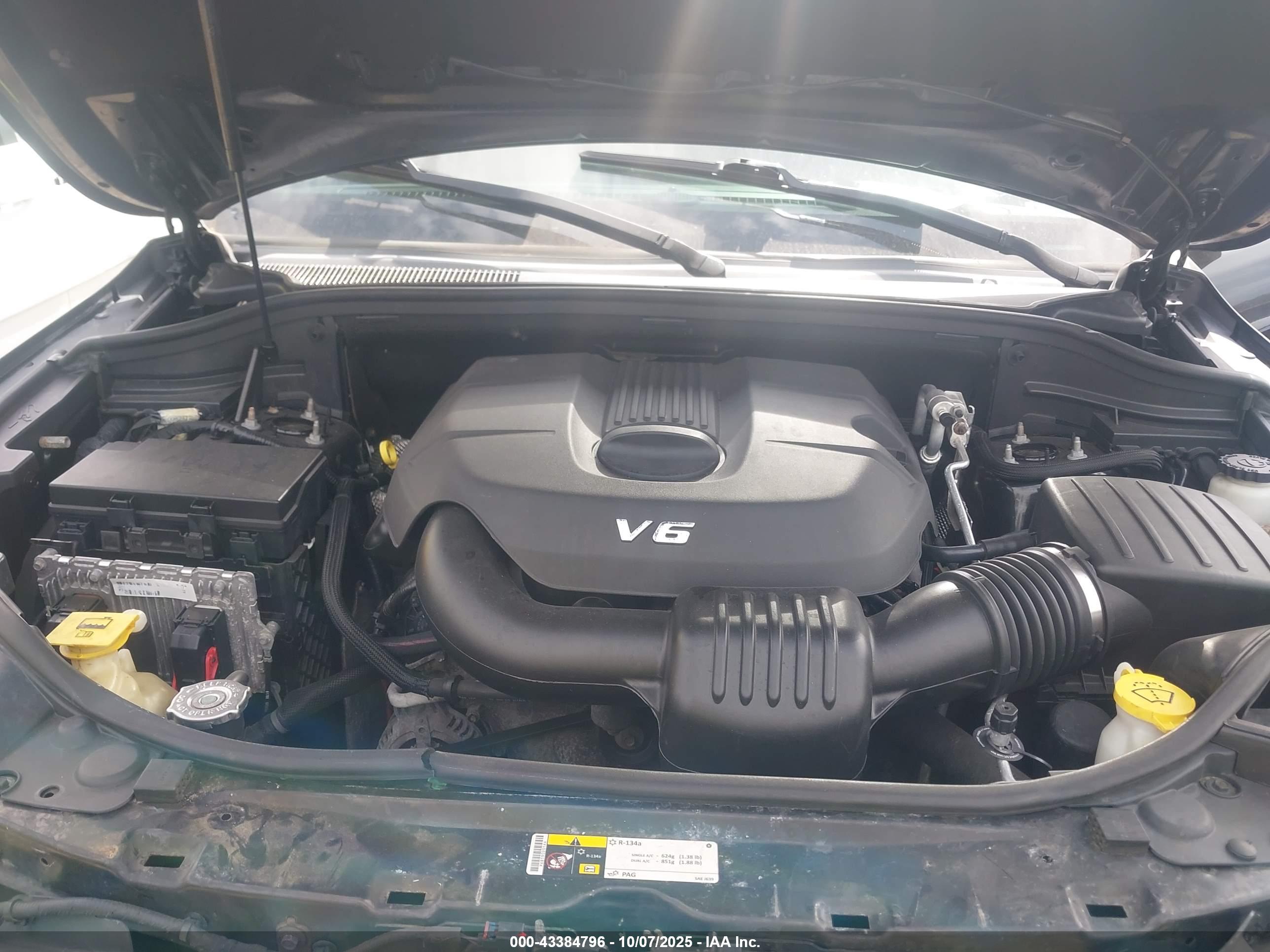 JEEP GRAND image 10