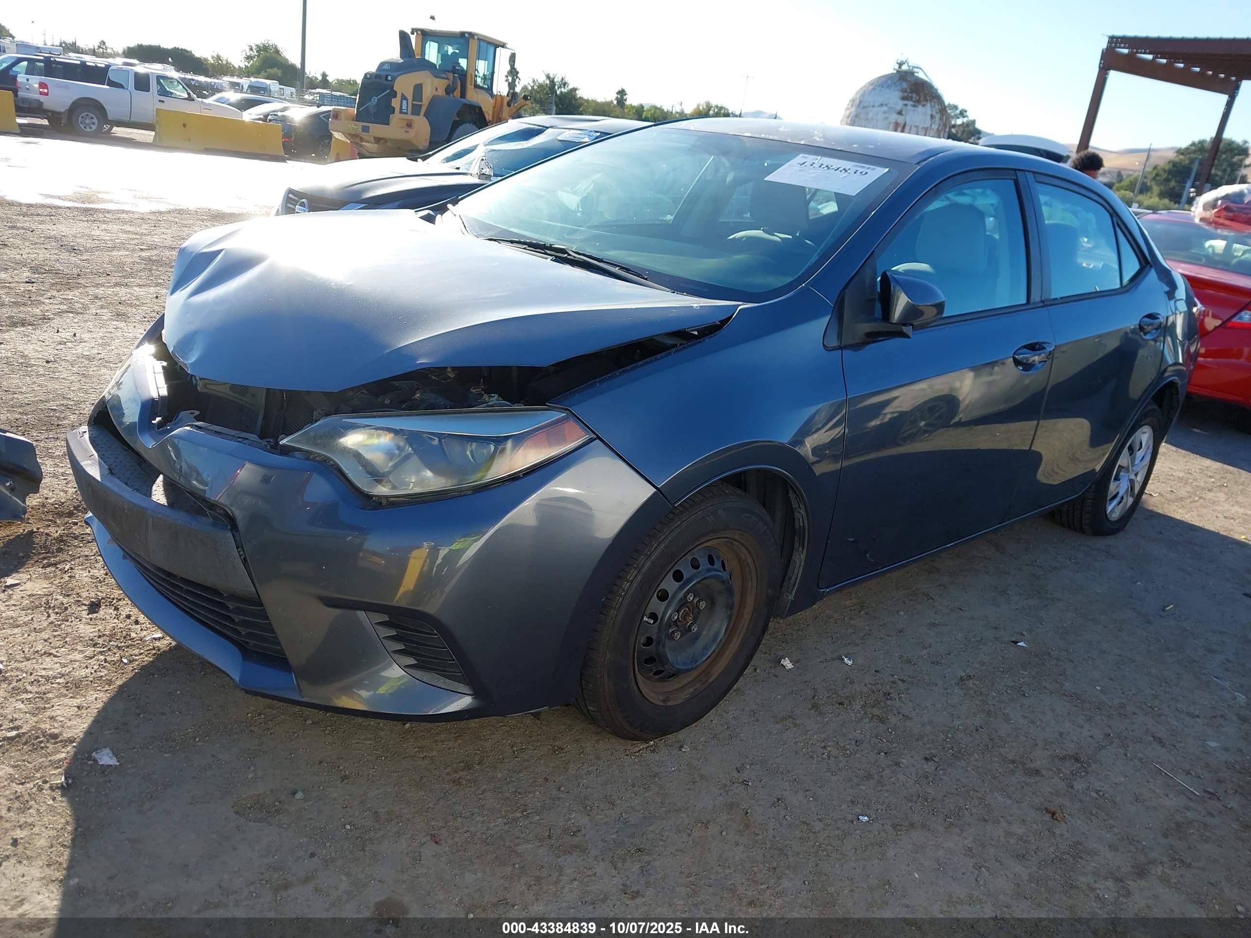 TOYOTA COROLLA image 2