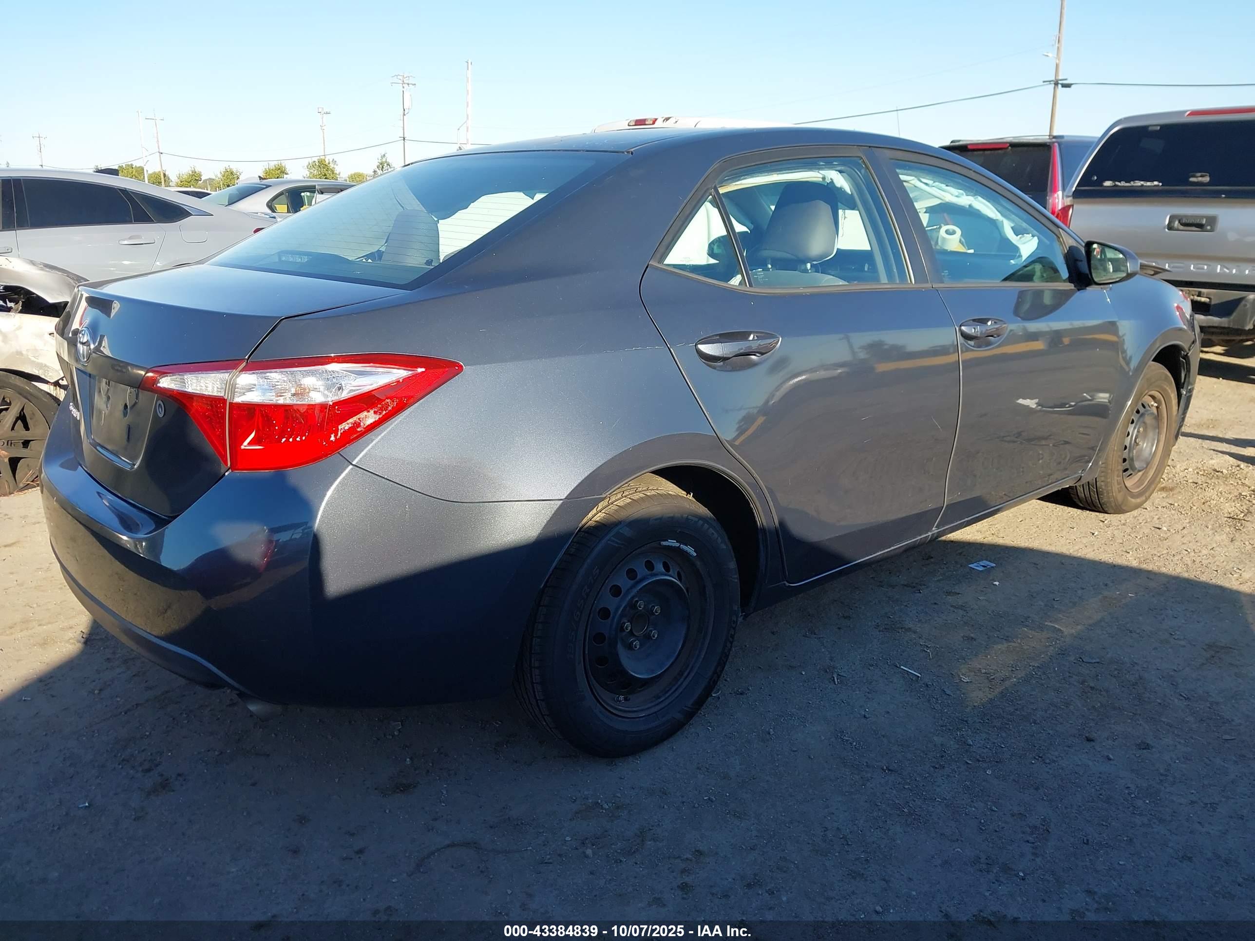 TOYOTA COROLLA image 4