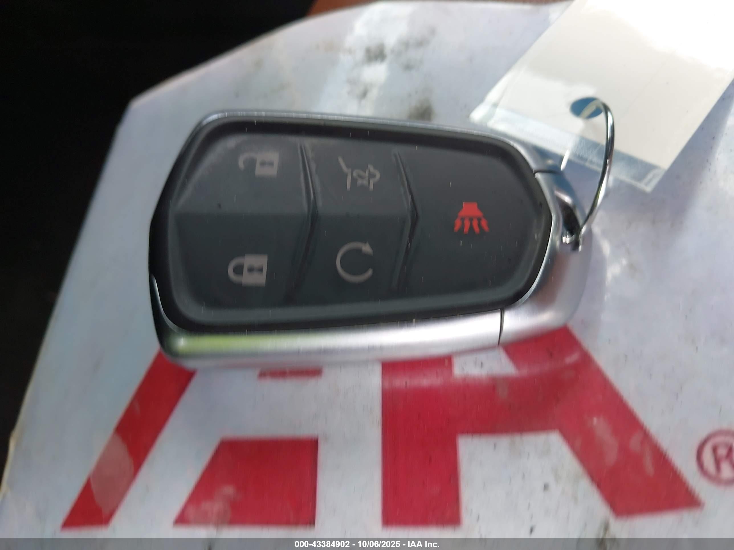 CADILLAC XT5 image 11