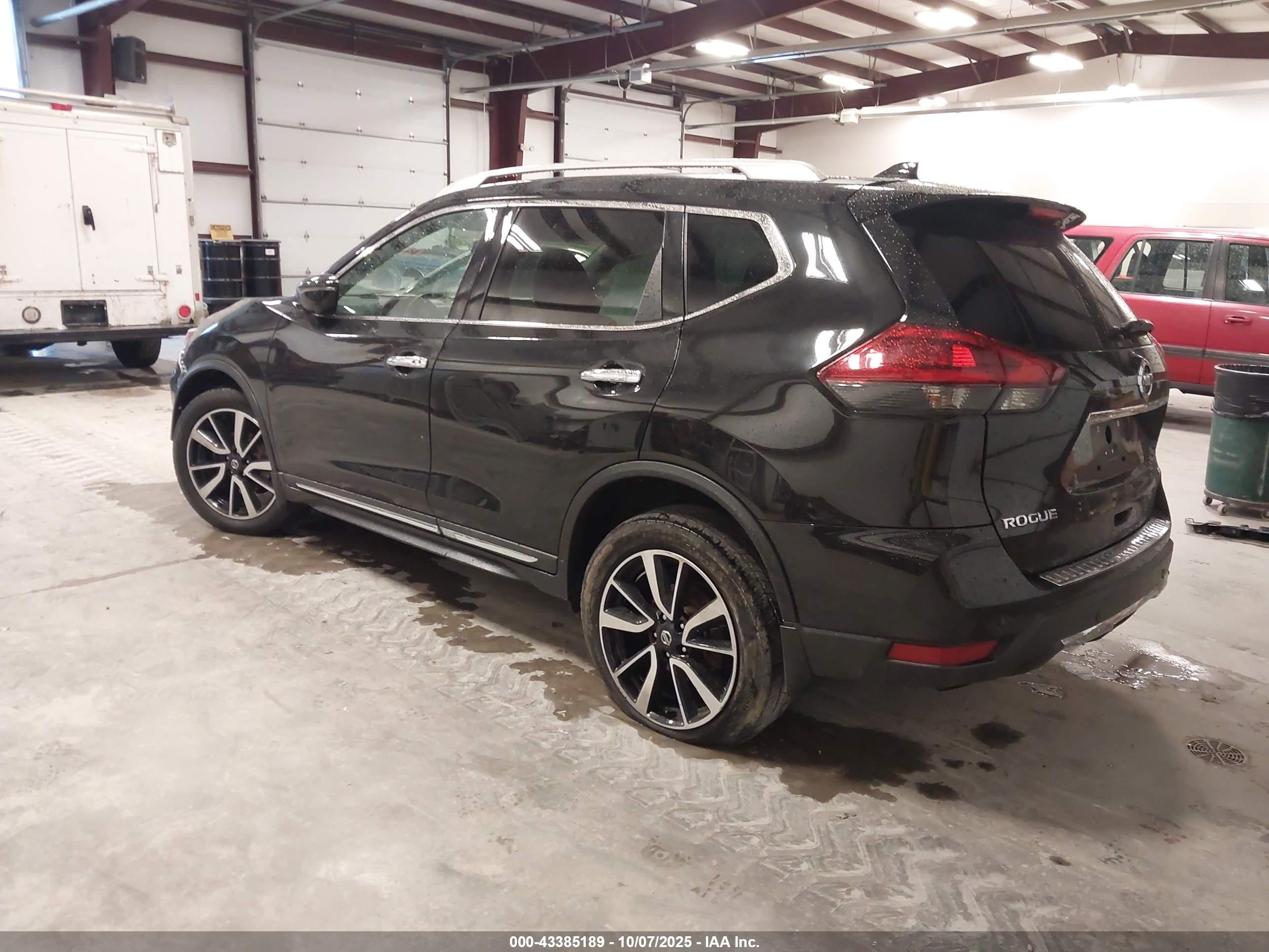 NISSAN ROGUE image 3