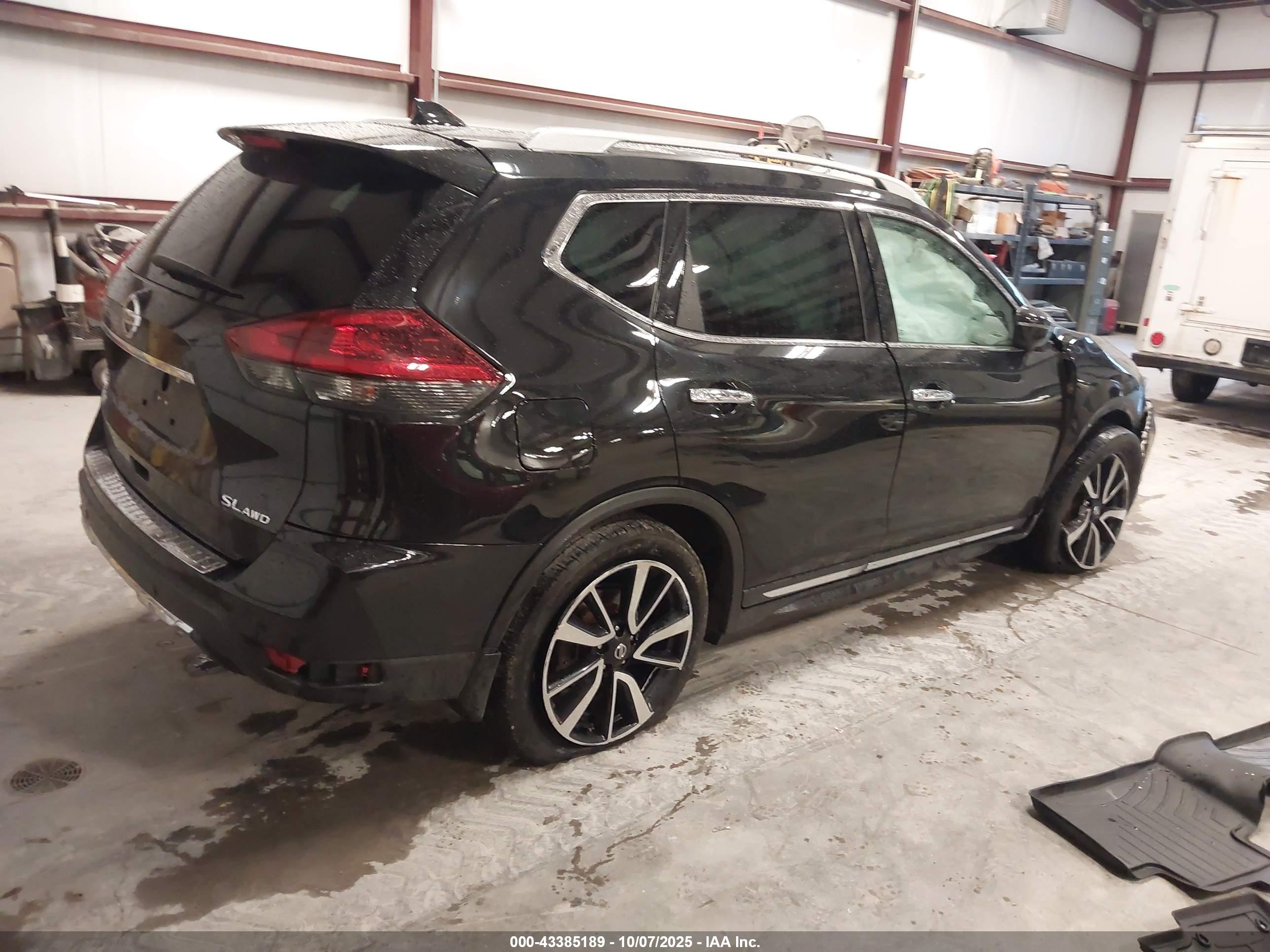 NISSAN ROGUE image 4