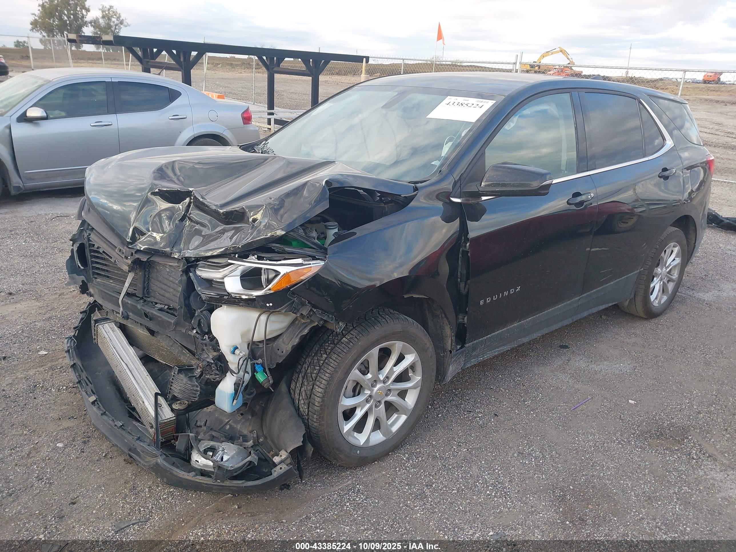 CHEVROLET EQUINOX image 2