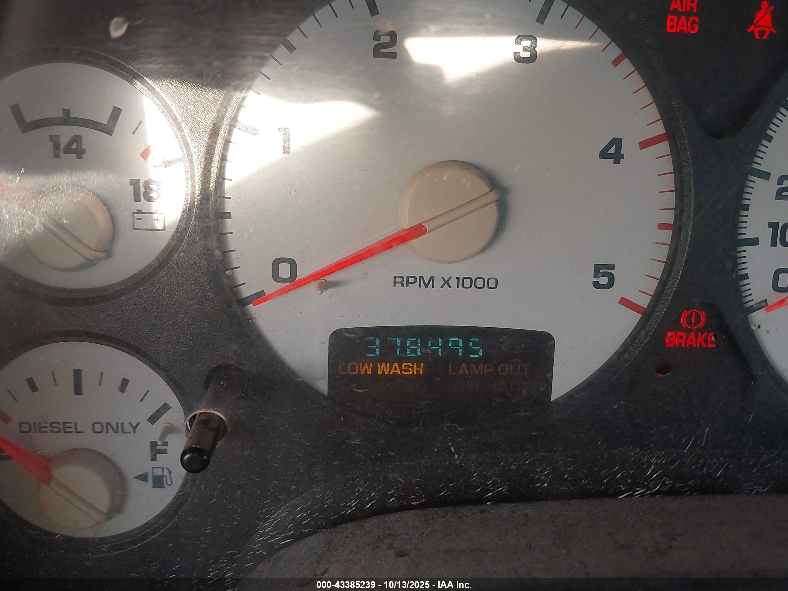 DODGE RAM image 6