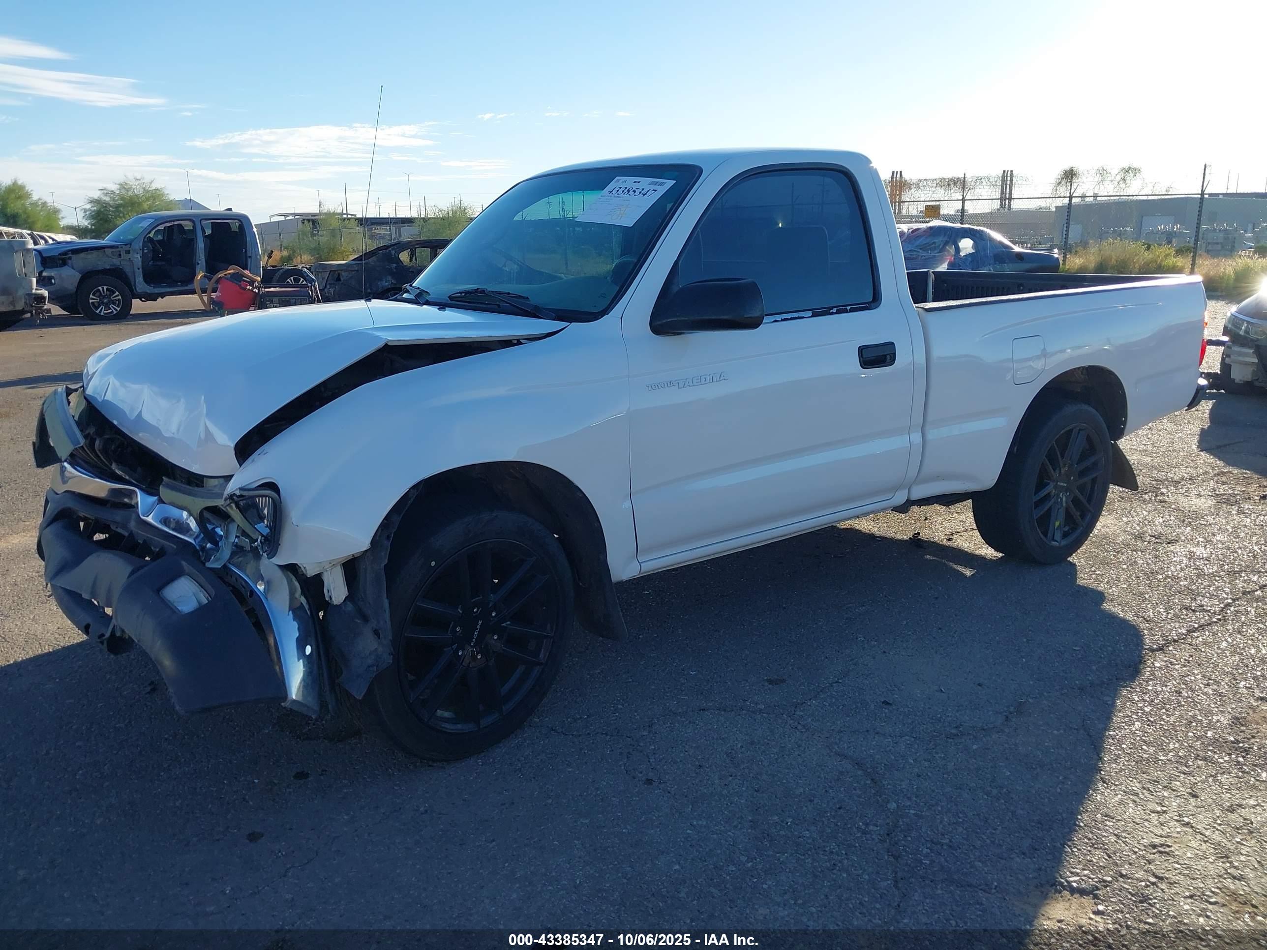 TOYOTA TACOMA image 2