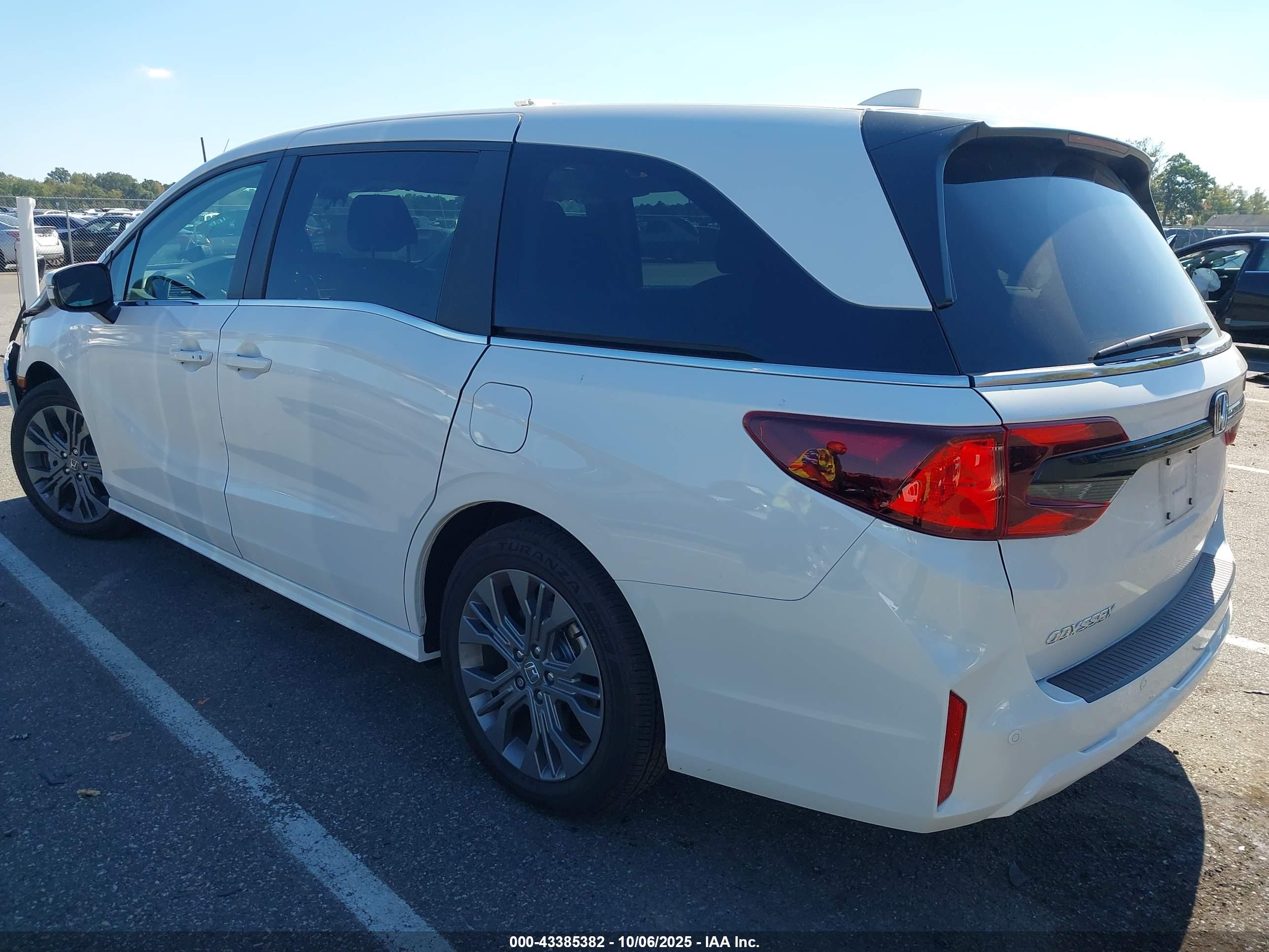 HONDA ODYSSEY image 3
