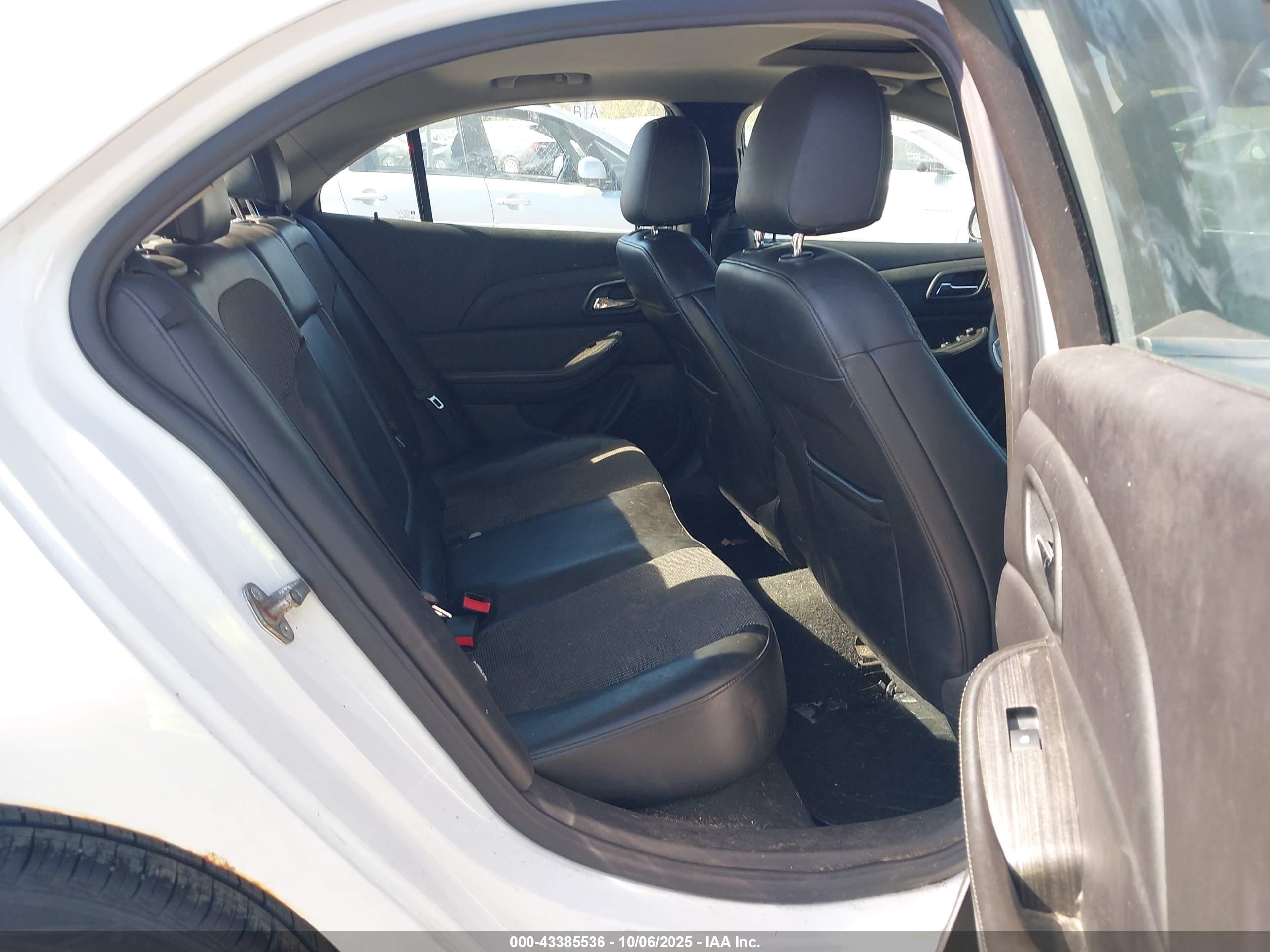 CHEVROLET MALIBU image 8