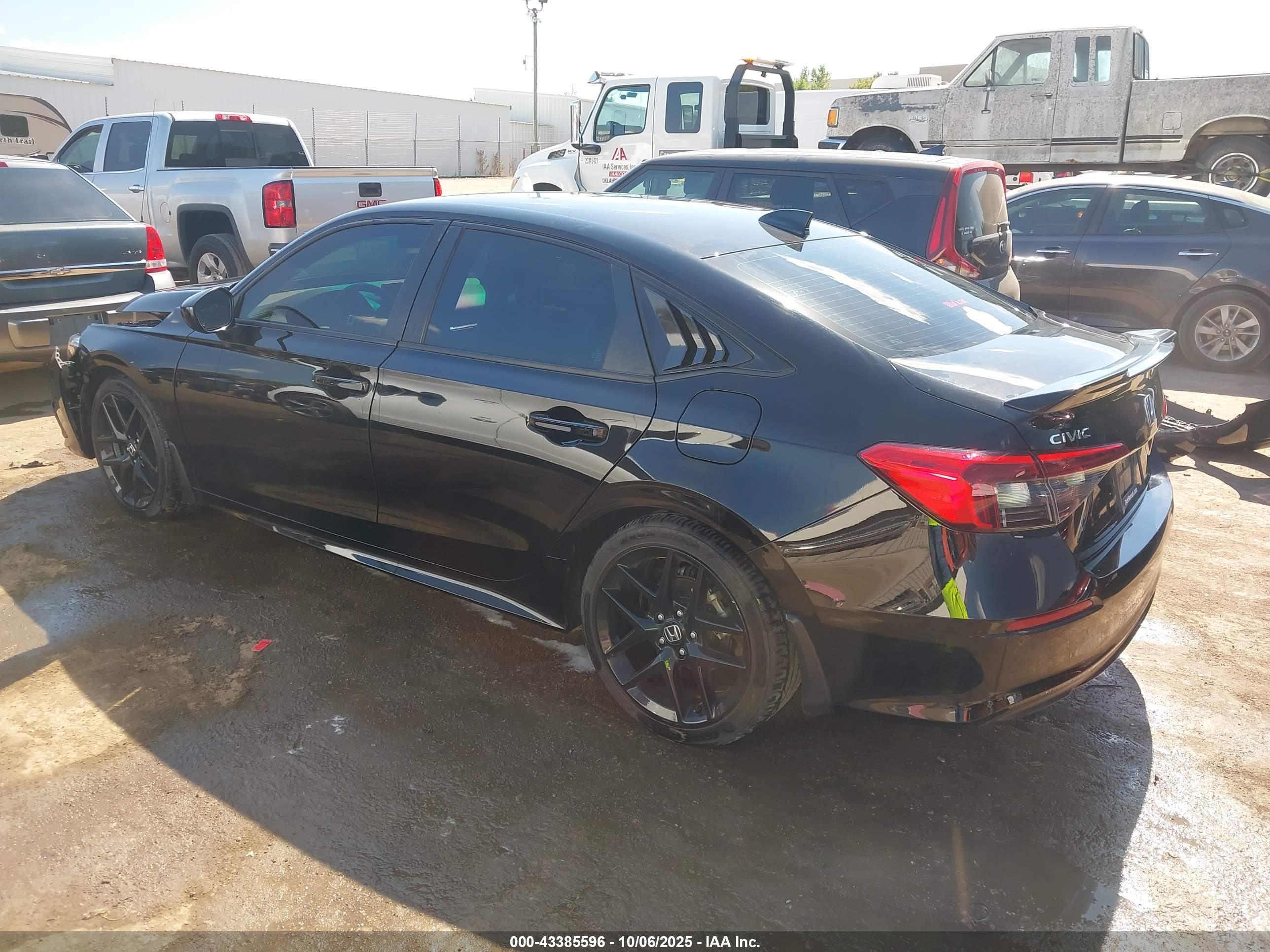 HONDA CIVIC image 3