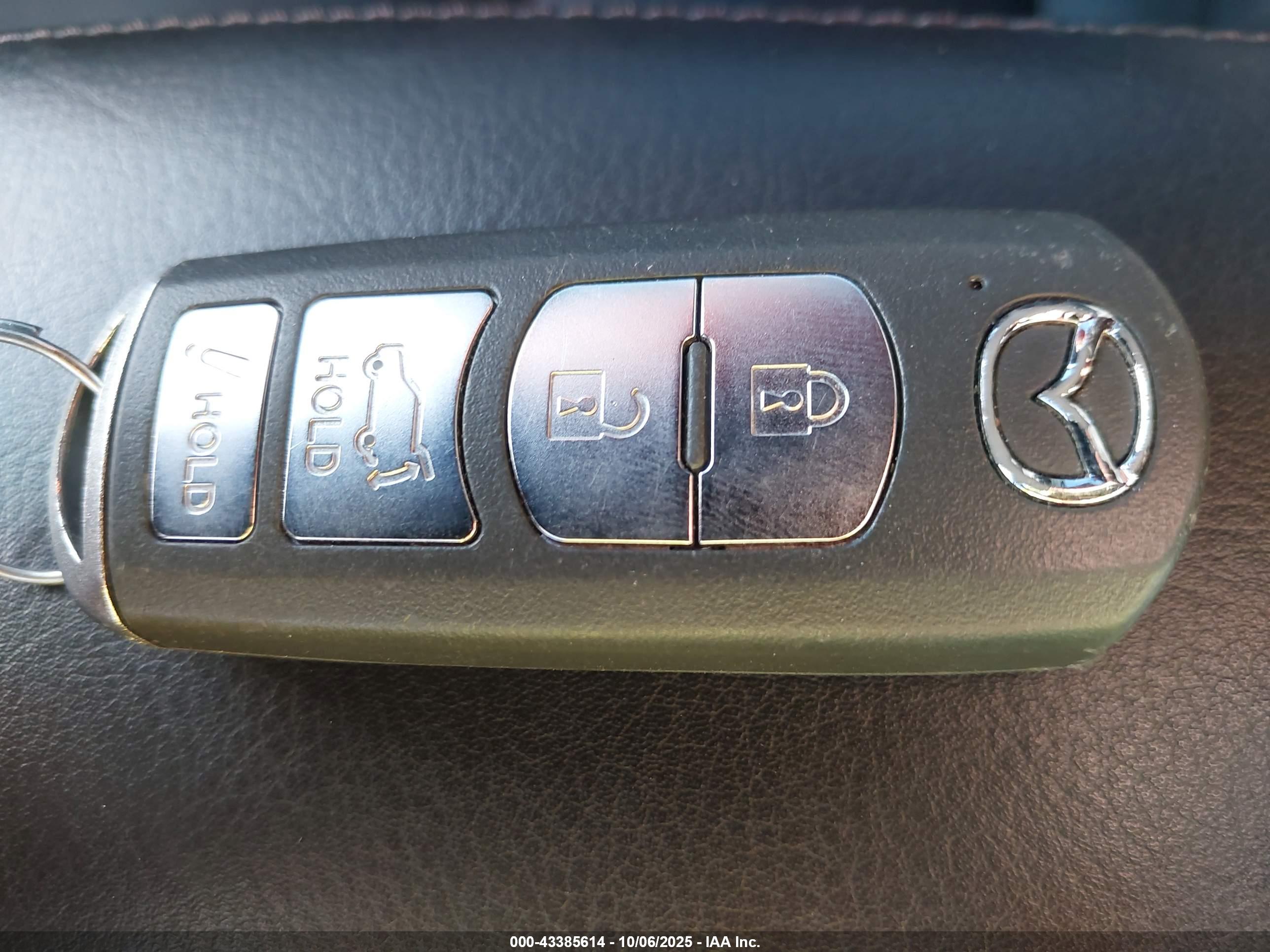 MAZDA CX-9 image 11