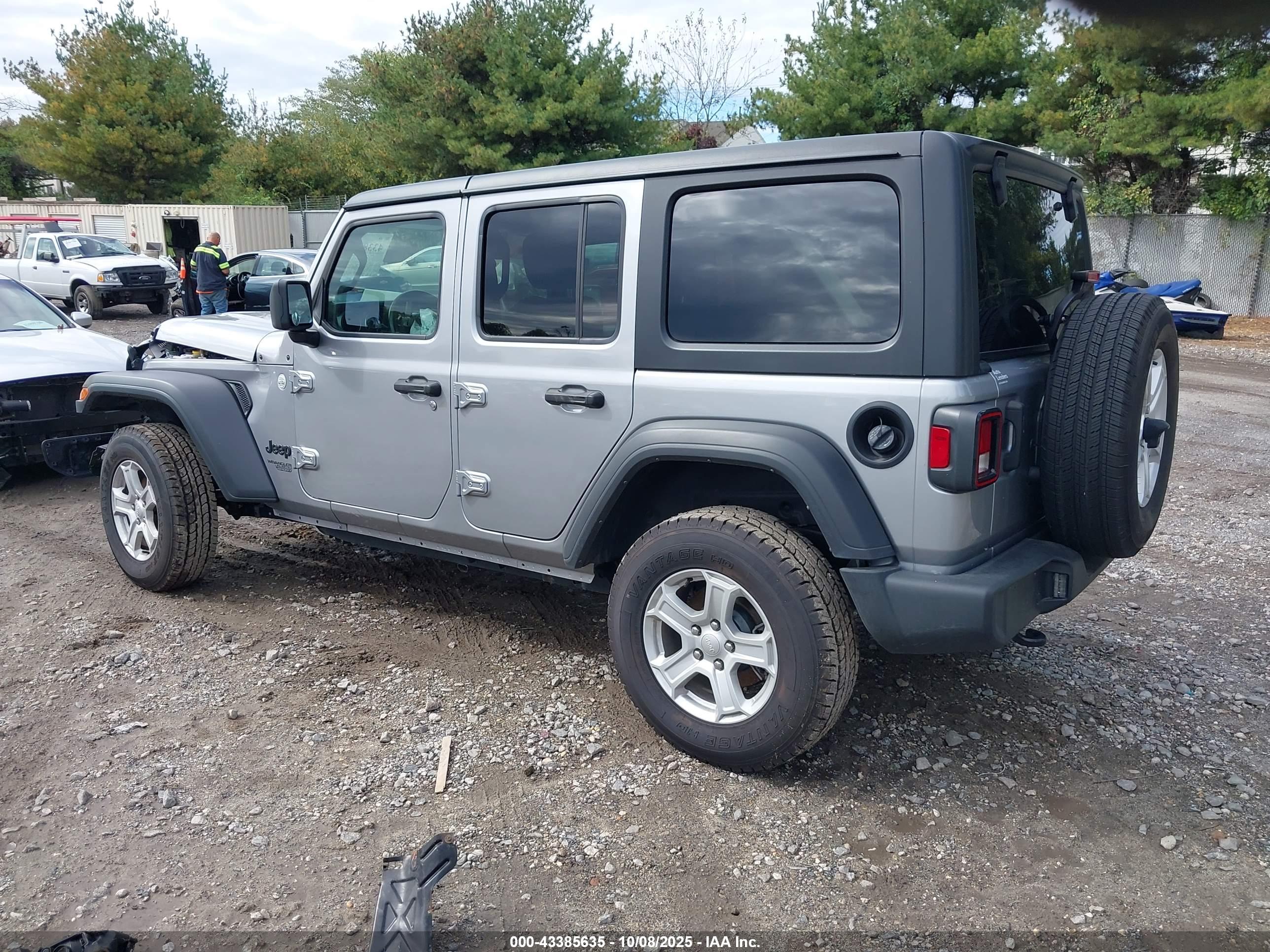 JEEP WRANGLER image 3