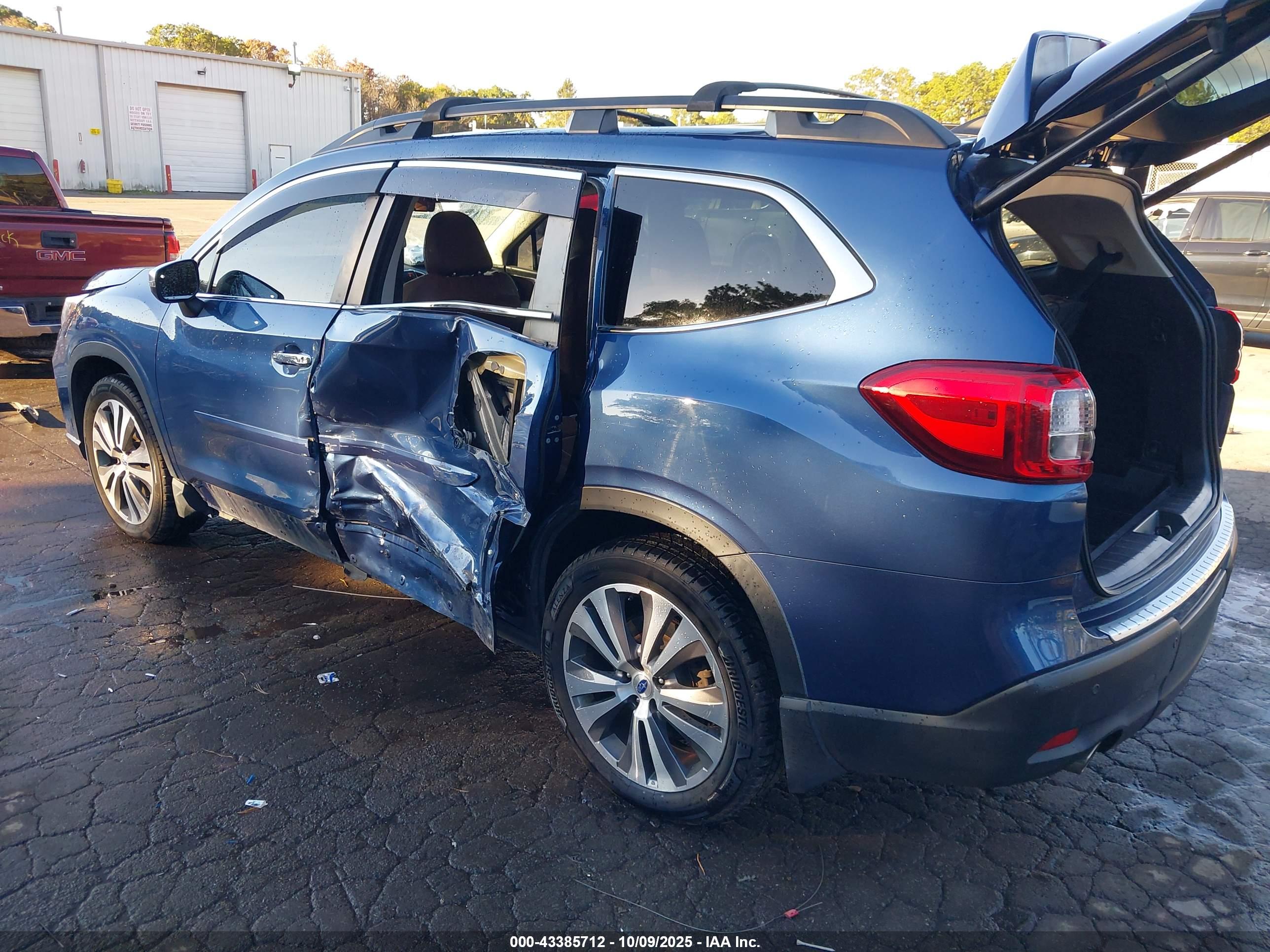 SUBARU ASCENT image 3