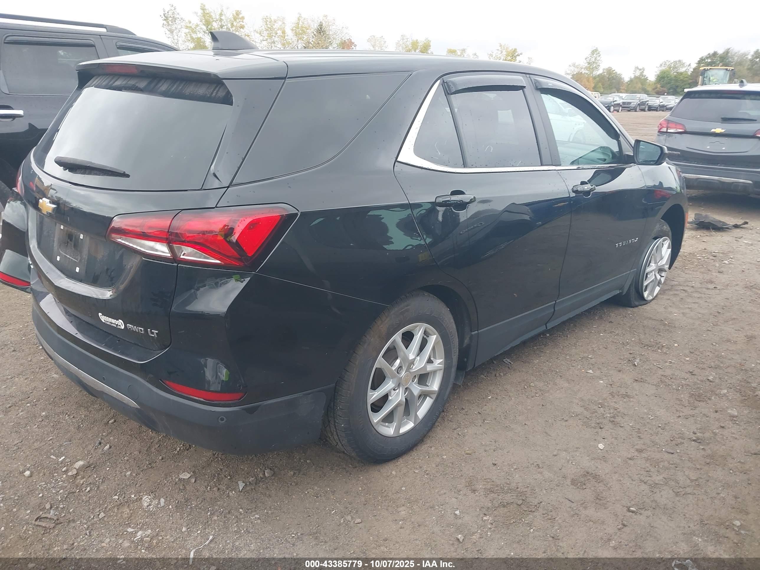 CHEVROLET EQUINOX image 4