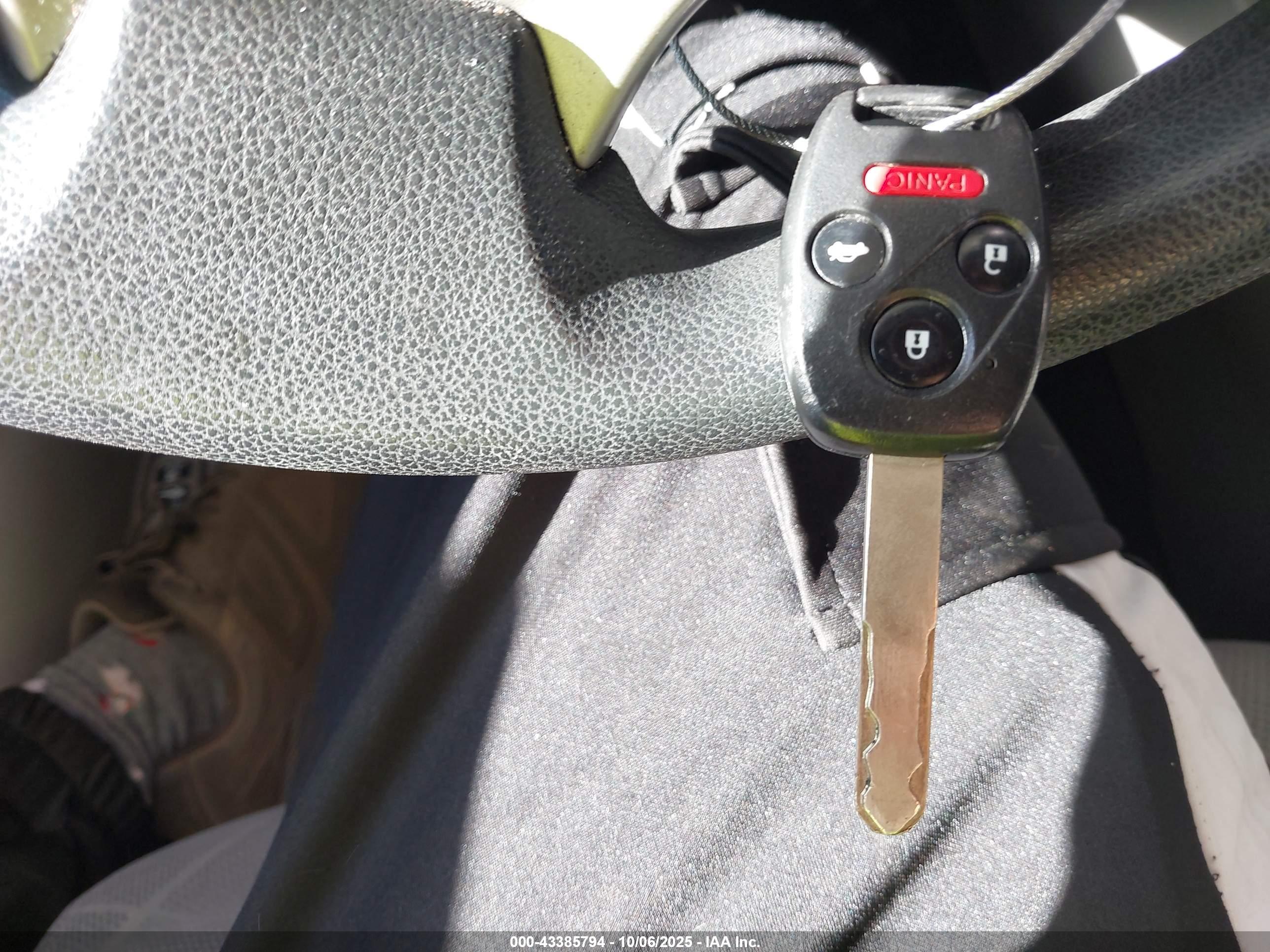 HONDA CIVIC image 11