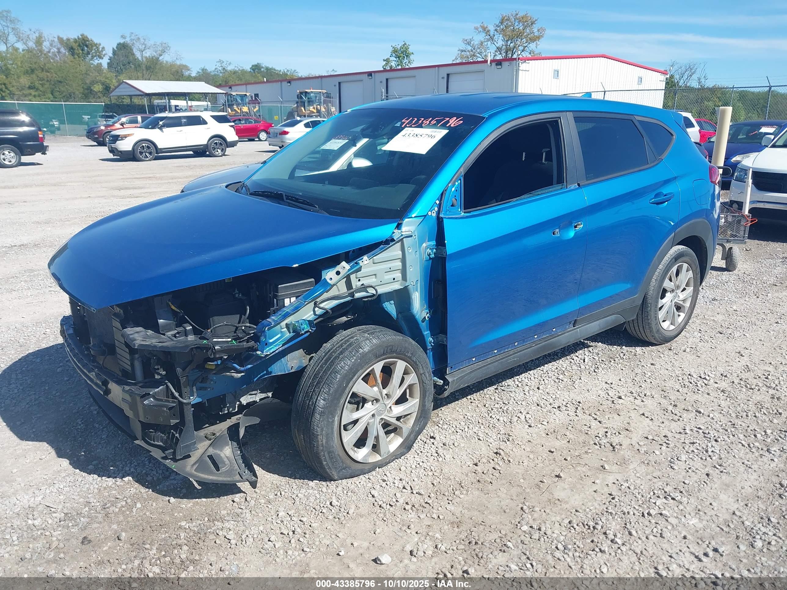 HYUNDAI TUCSON image 2