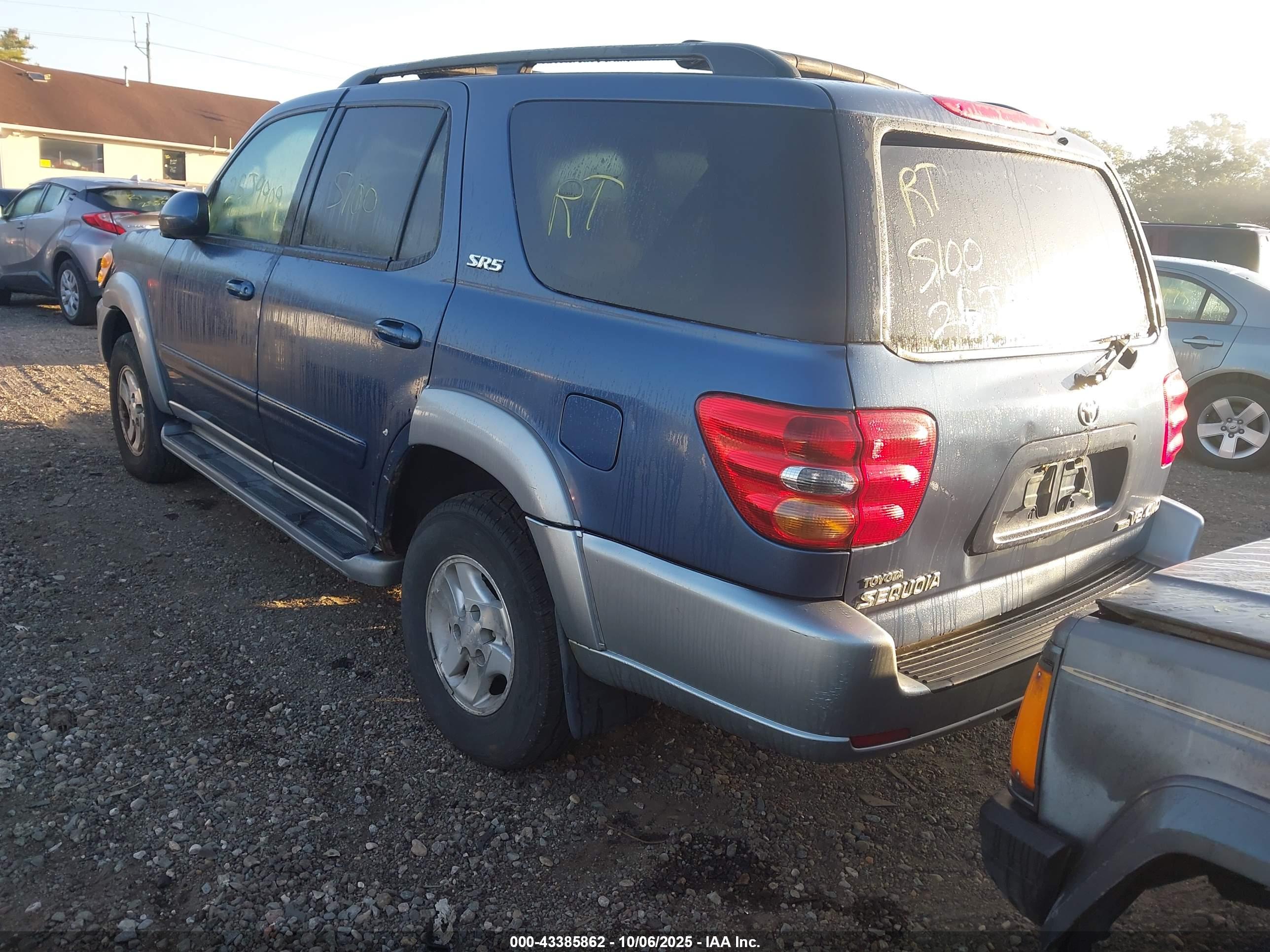 TOYOTA SEQUOIA image 3