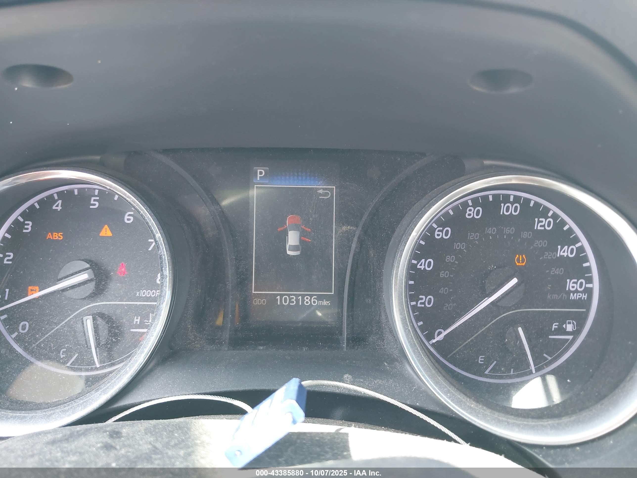 TOYOTA CAMRY image 7