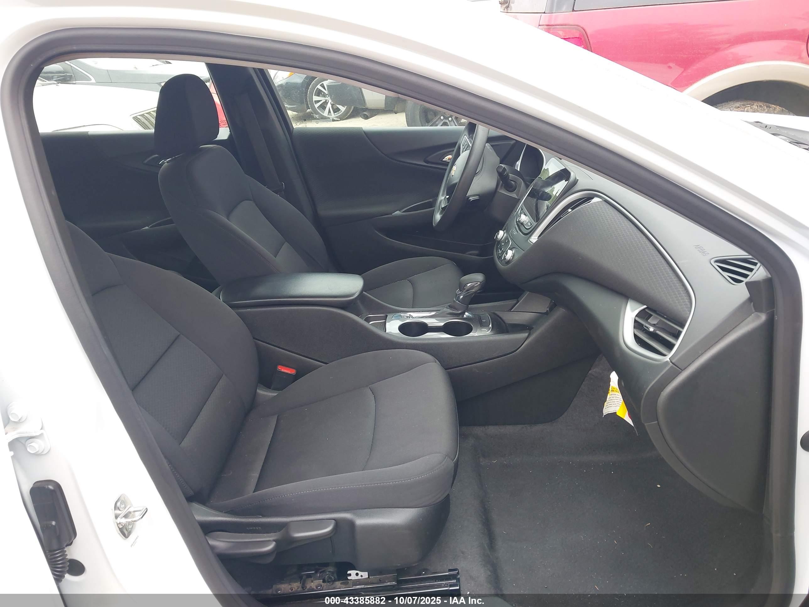 CHEVROLET MALIBU image 5