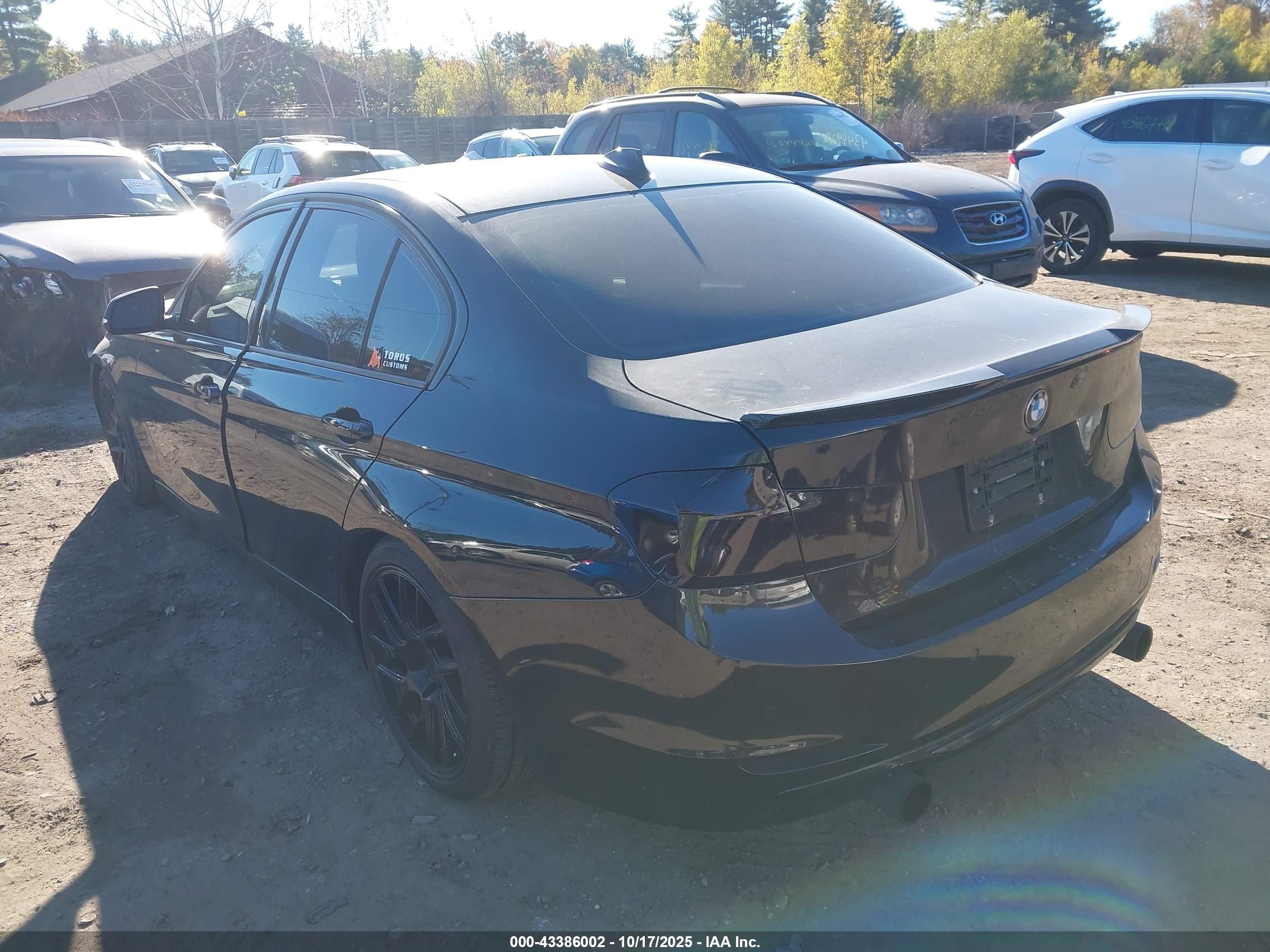 BMW 335I image 3