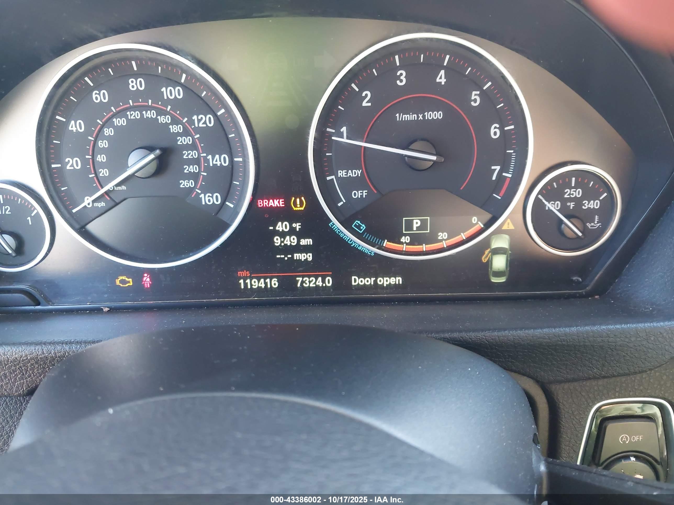 BMW 335I image 7